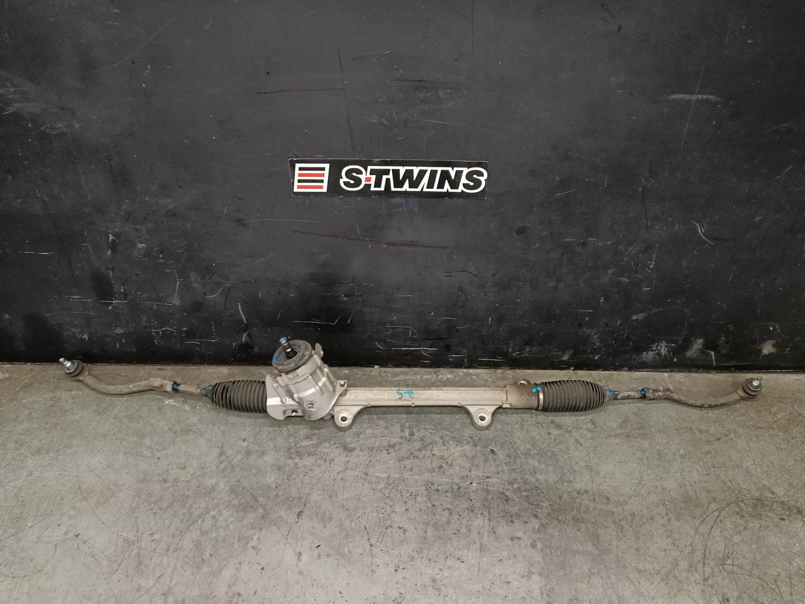 Used auto part listing image: 2012 HYUNDAI I30 STEERING BOX RACK GD, 3DR HATCH/WAGON, 02/12-03/15 0000420181