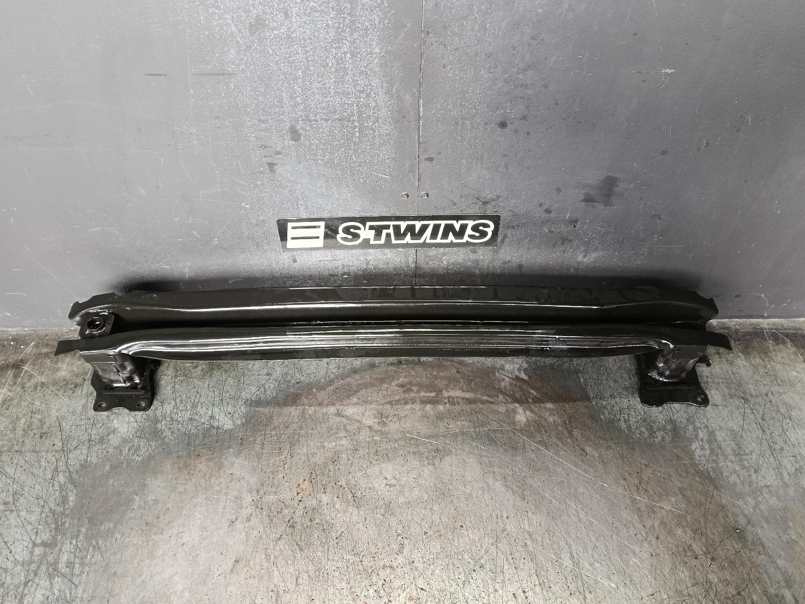 Used auto part listing image: 2019 VOLKSWAGEN POLO R BAR BRACKET REINFO MAIN REINFORCEMENT, AW-AE, 09/17- 0000419771