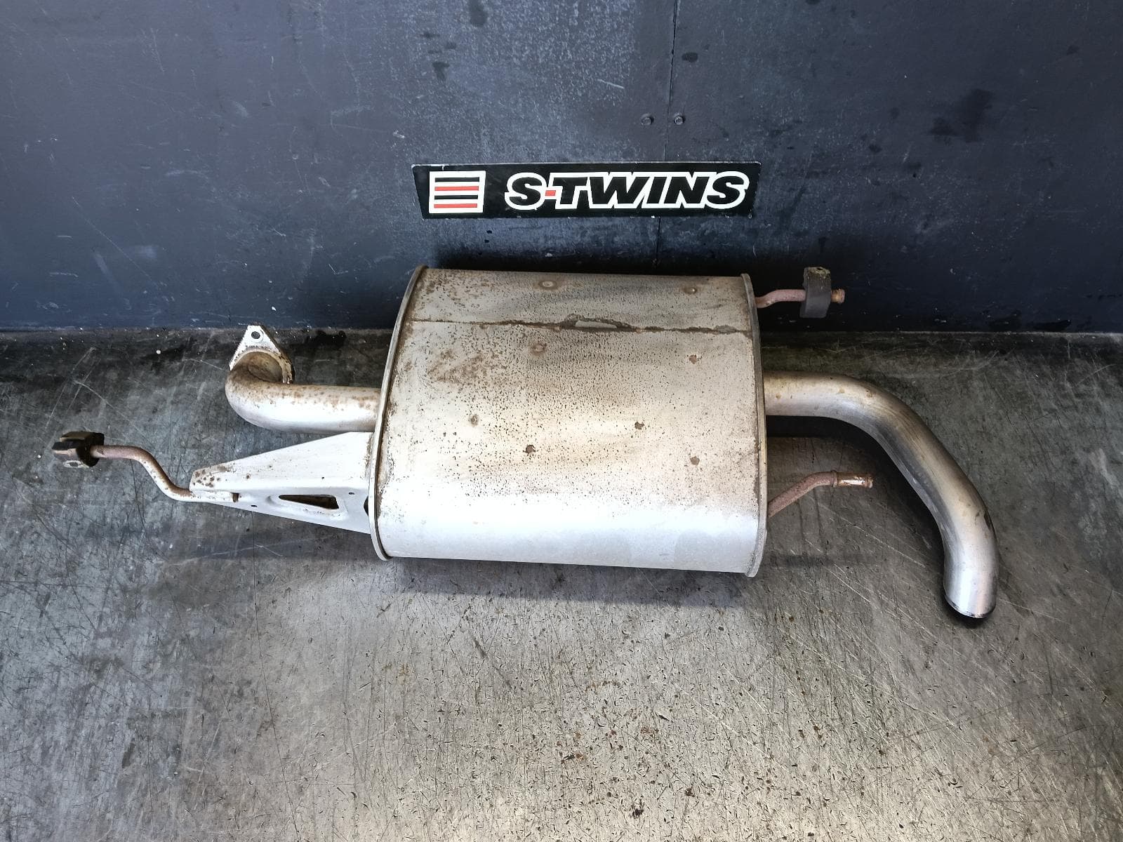Used auto part listing image: 2015 SUBARU XV MUFFLER G4X, 08/11-04/17 0000420136