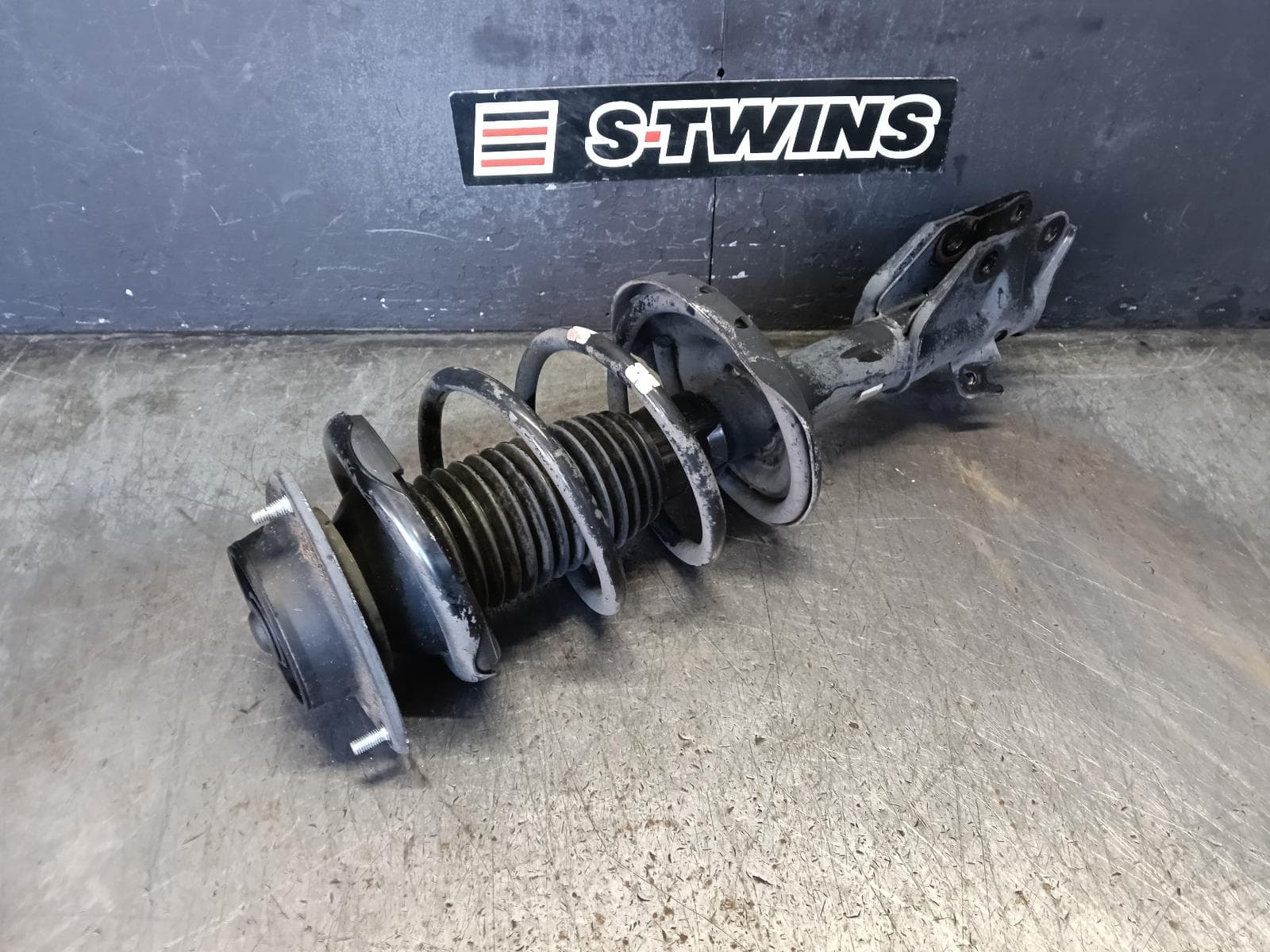 2015 SUBARU XV RIGHT FRONT STRUT G4X, 08/11-04/17 0000420143