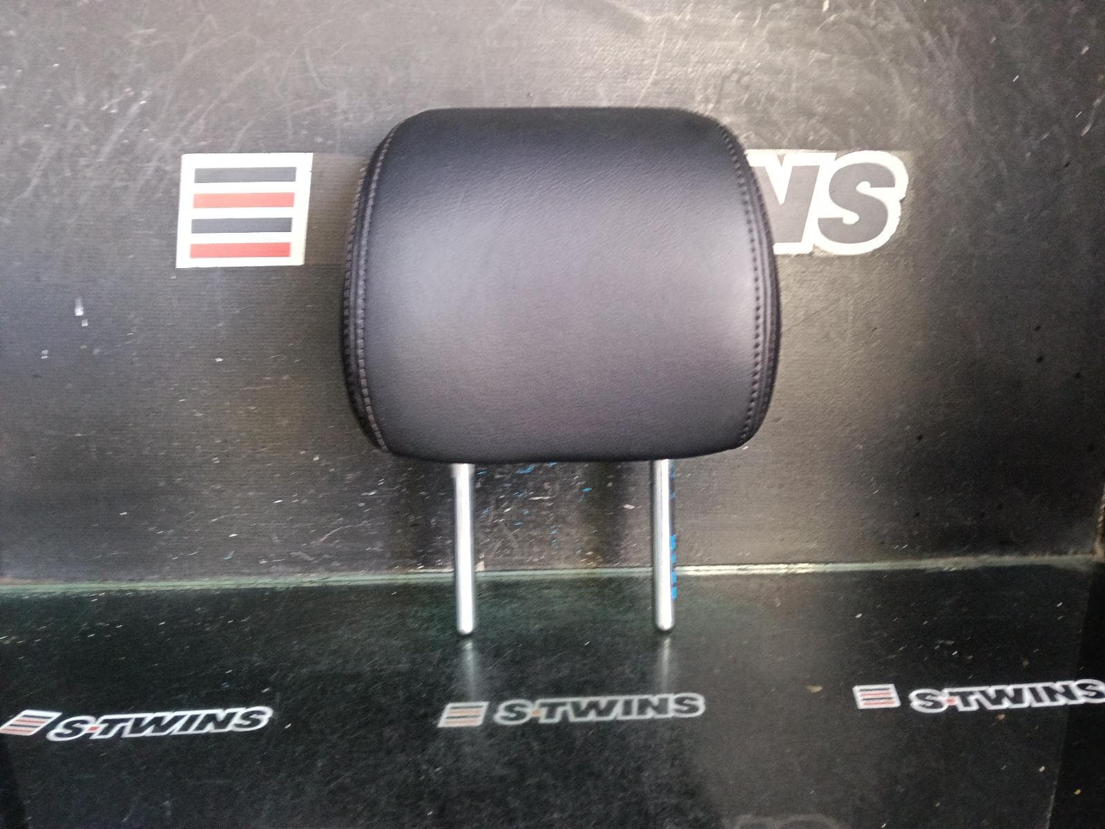 2019 MAZDA CX9 HEADREST TC, LH REAR, LEATHER, BLACK, 07/16-12/24 0000420348