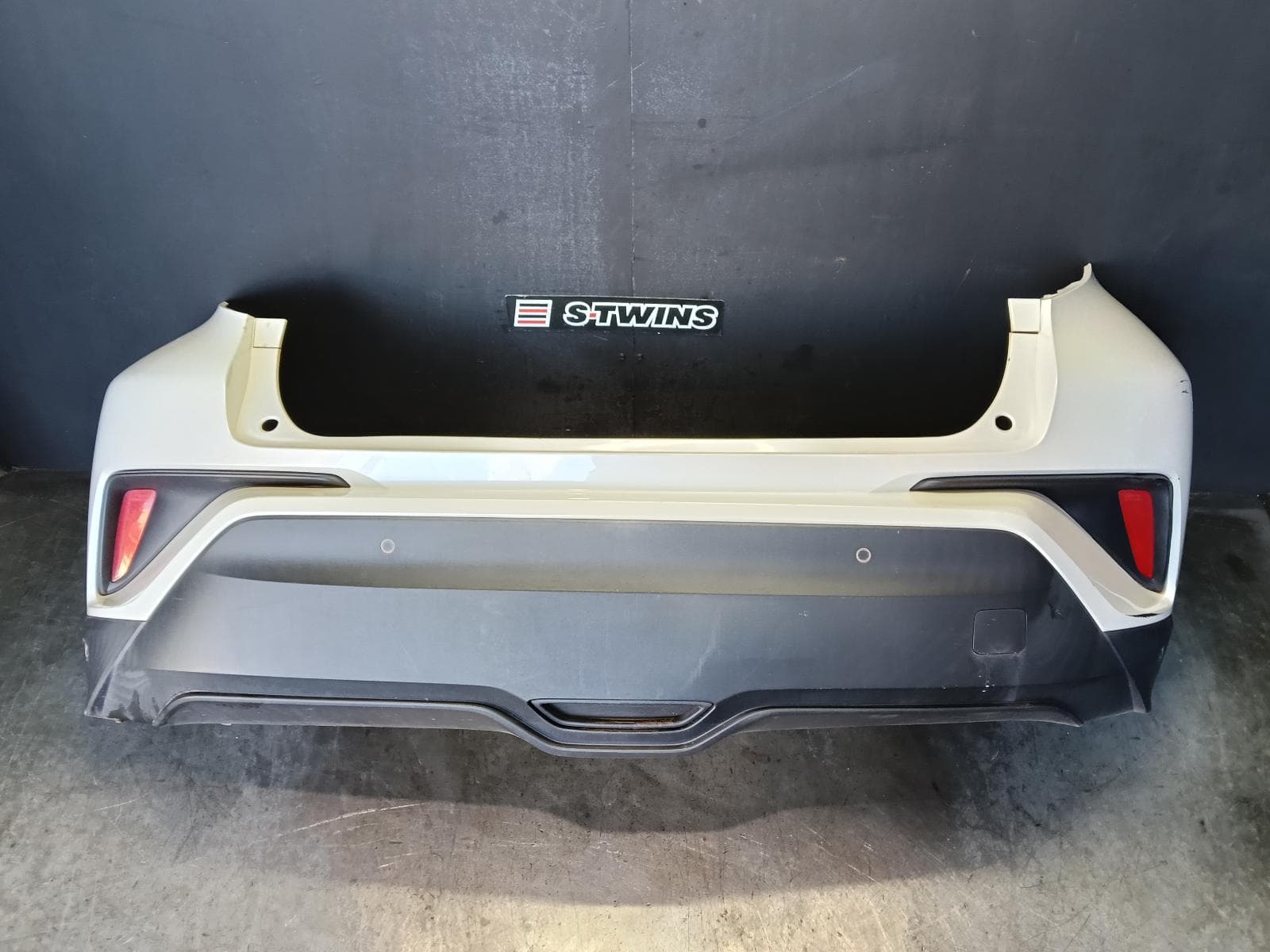 2017 TOYOTA C-HR REAR BUMPER GEN 1, BUMPER BAR, 12/16-09/23 0000420365