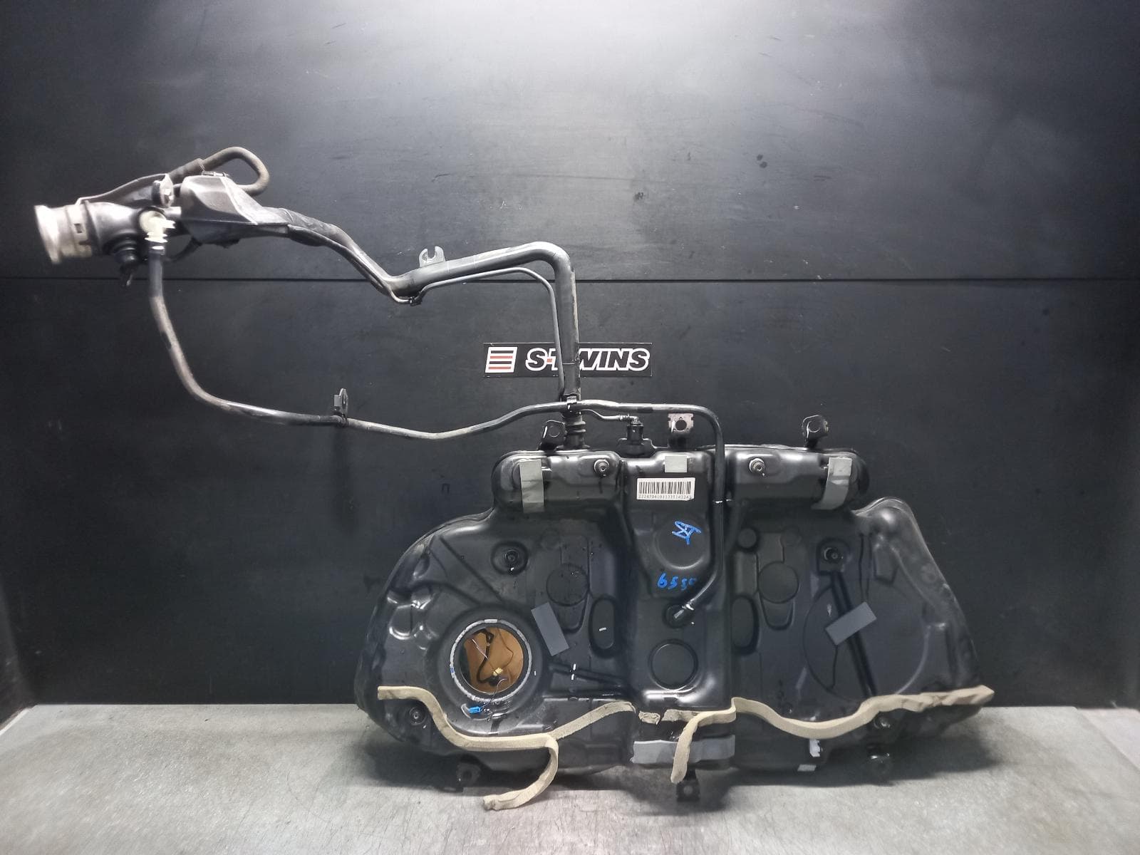 Used auto part listing image: 2013 MERCEDES S CLASS FUEL TANK W222, 11/13-11/20 0000342320