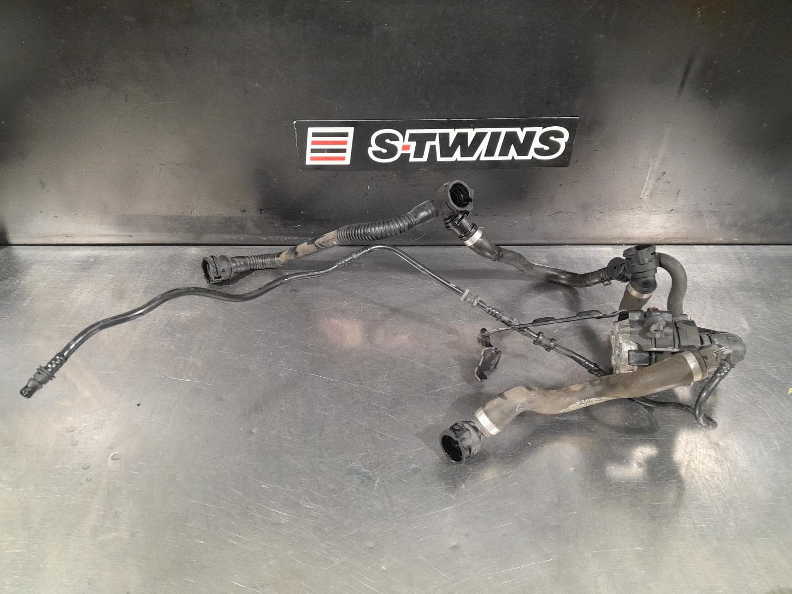 Used auto part listing image: 2013 MERCEDES S CLASS WATER PUMP PETROL, 3.5, W221/V221, 02/06-12/13 0000286197