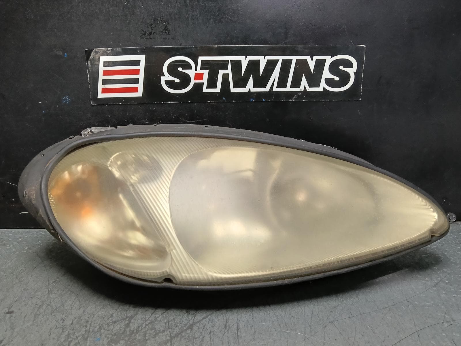 2003 CHRYSLER PT CRUISER RIGHT HEADLAMP WAGON, 08/00-10/05 0000391299