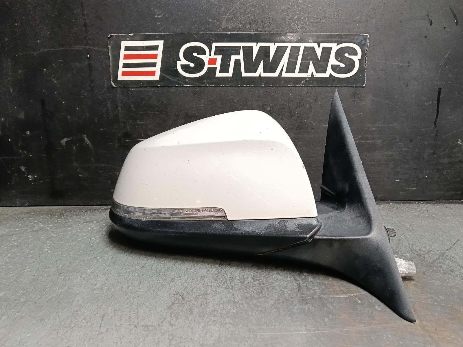 2013 BMW 3 SERIES RIGHT DOOR MIRROR F30/F31, SEDAN/WAGON, STANDARD, W/ SEAT ADJ., MEMORY & AUTO DIP TYPE, 11/11-05/19 0000420415
