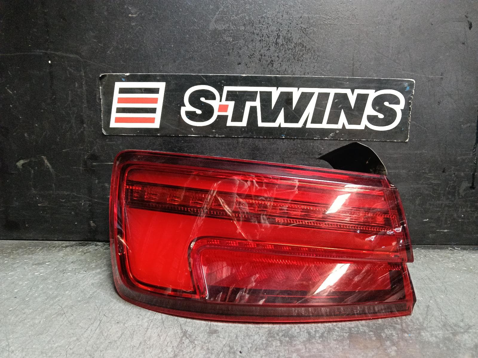 2017 AUDI A3 LEFT TAILLIGHT A3/S3, 8V, SEDAN/CABRIO, LED TYPE, 05/16-10/20 0000420447