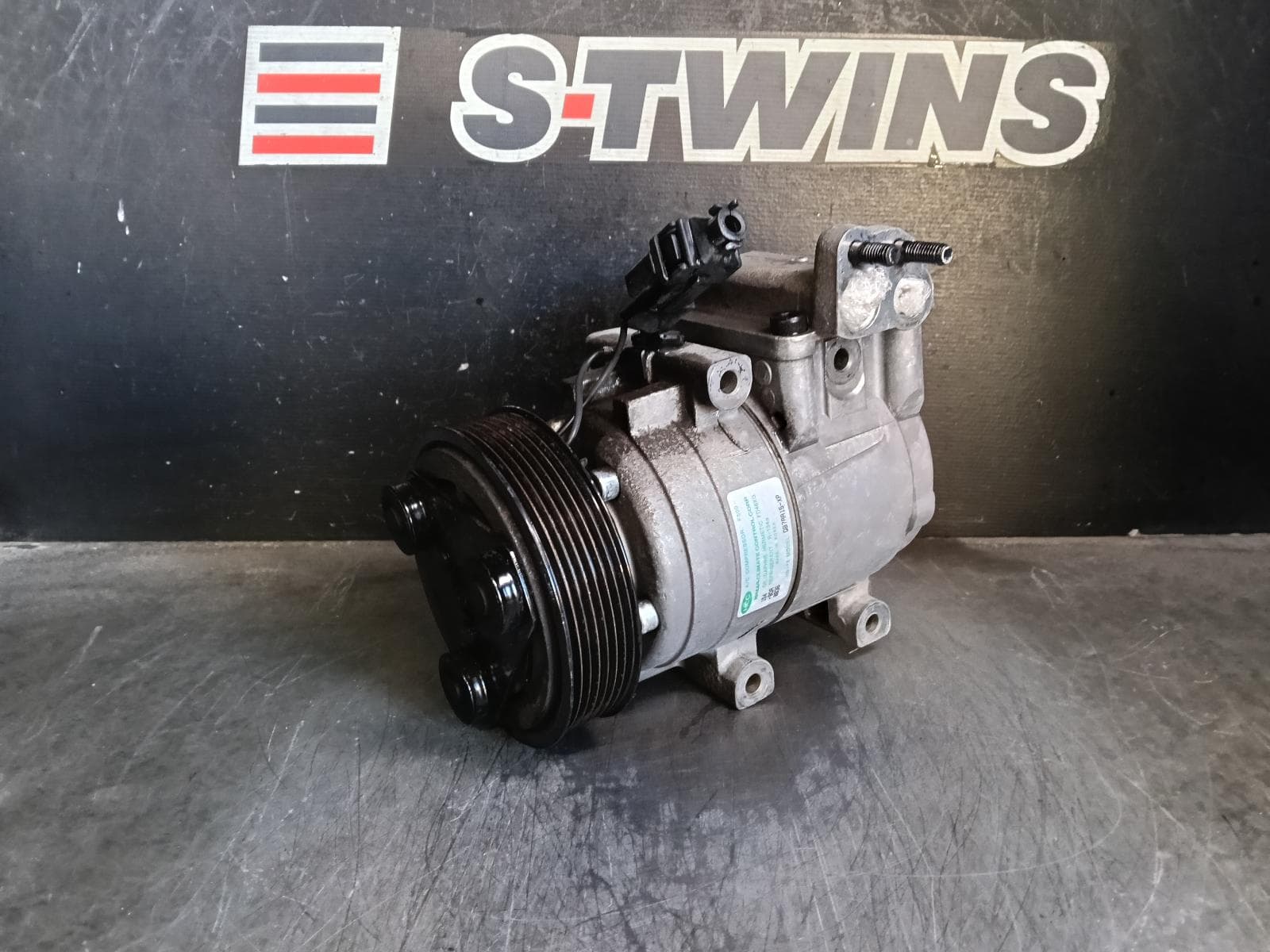 2020 HYUNDAI ILOAD/IMAX A C COMPRESSOR 2.5, DIESEL, iLOAD, HCC BRAND AB02 AB04 AB11, 11/07-03/21 0000420534