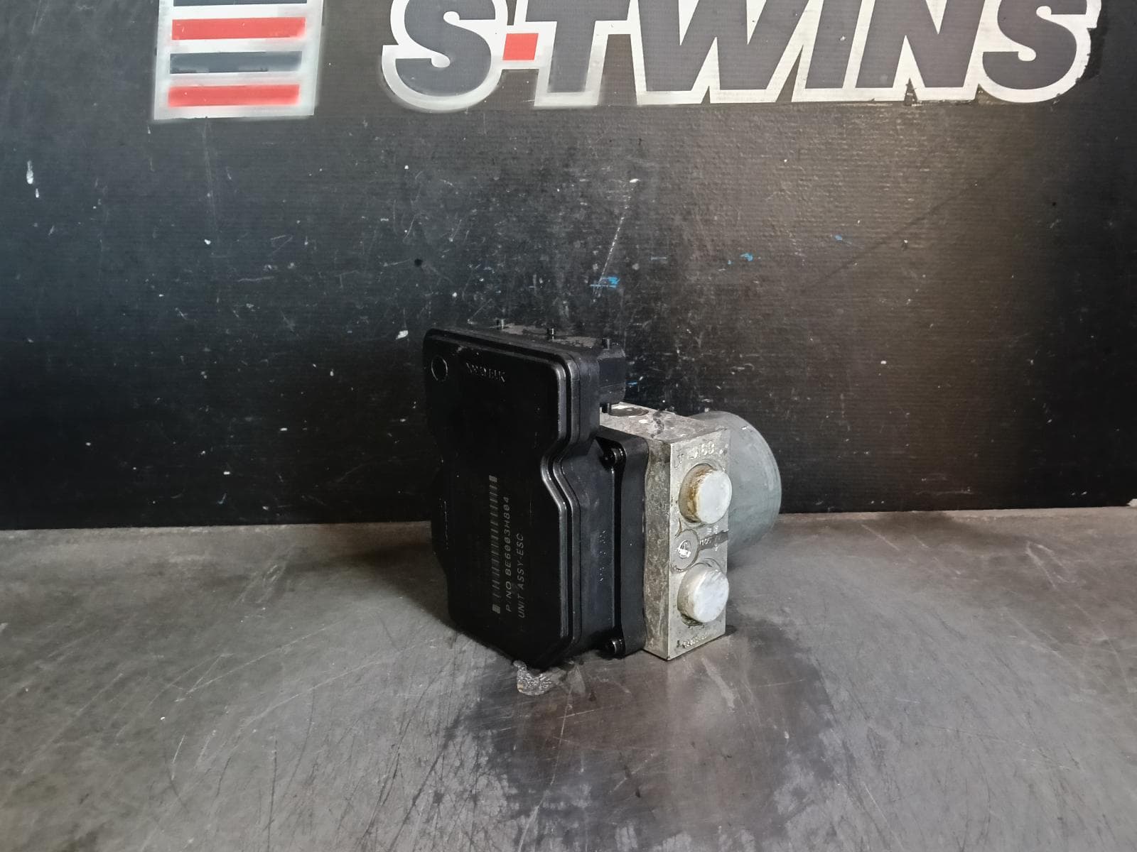 2020 HYUNDAI ILOAD/IMAX ABS PUMP MODULATOR ILOAD, TQ (VIN KMF), P/N 58920-4H700, 11/07-03/21 0000420536