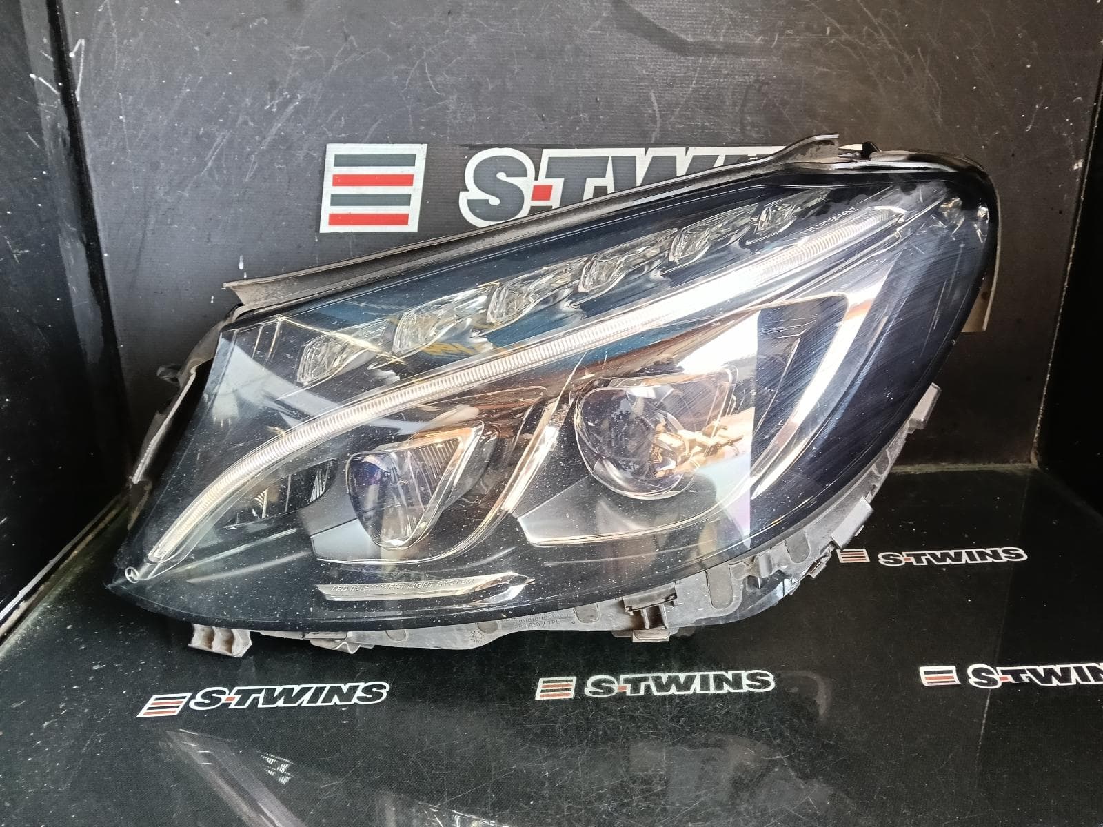 2016 MERCEDES C CLASS LEFT HEADLAMP W205/S205, LED TYPE, ADAPTIVE, DUAL PROJECTOR, 06/14-07/18 0000418052
