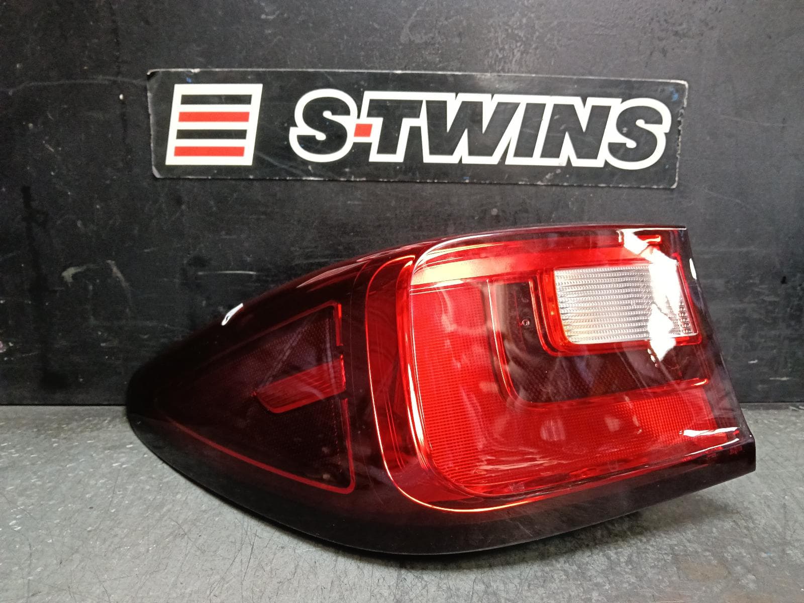 Used auto part listing image: 2023 MG ZS LEFT TAILLIGHT IN BODY, AZS1, ZS TYPE, 09/17-06/25 0000418683