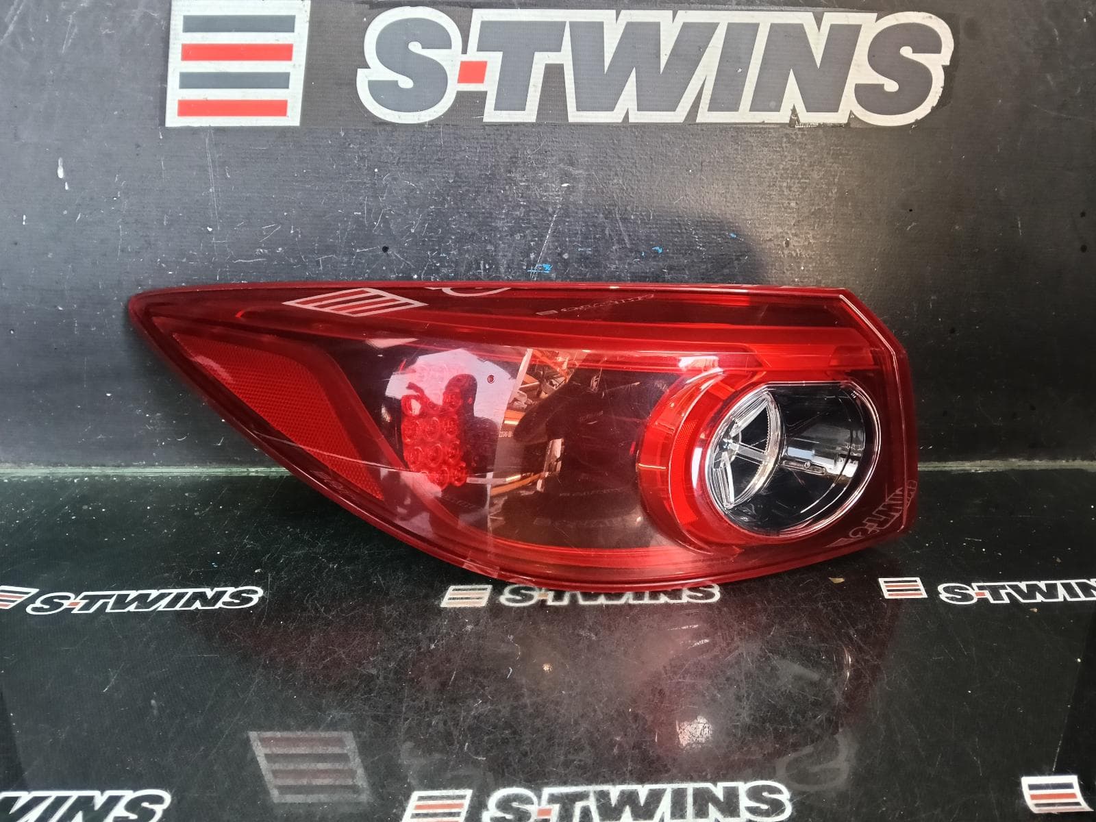Used auto part listing image: 2016 MAZDA 3 LEFT TAILLIGHT BM-BN, SEDAN, LED TYPE, 11/13-02/19 0000420402