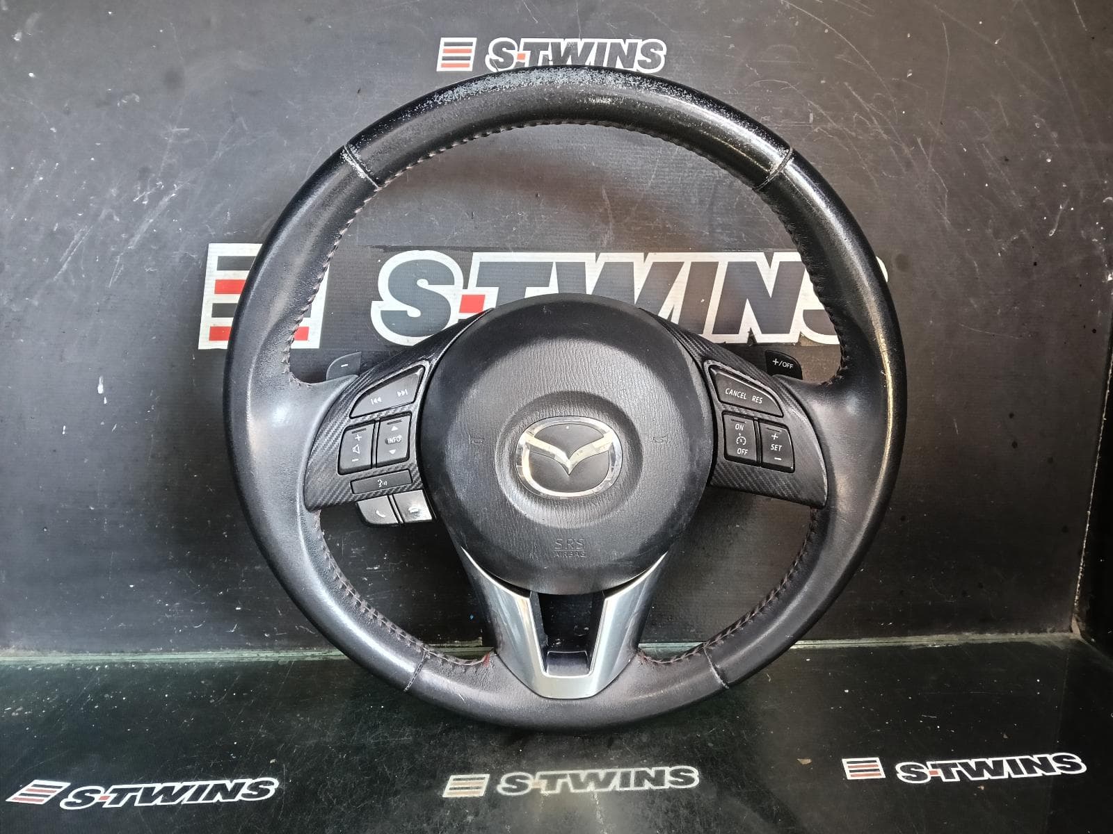 Used auto part listing image: 2016 MAZDA 3 STEERING WHEEL LEATHER, BM, 06/13-07/16 0000420396