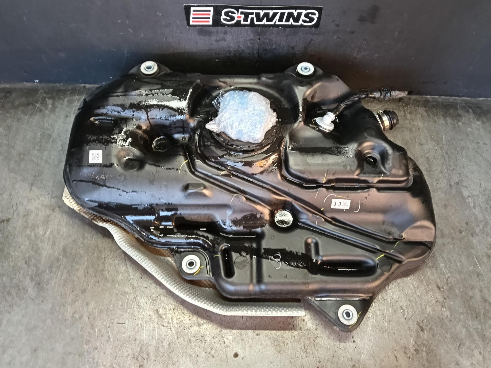 2022 TOYOTA COROLLA FUEL TANK ZWE211R, PETROL, HYBRID, 07/18- 0000420606