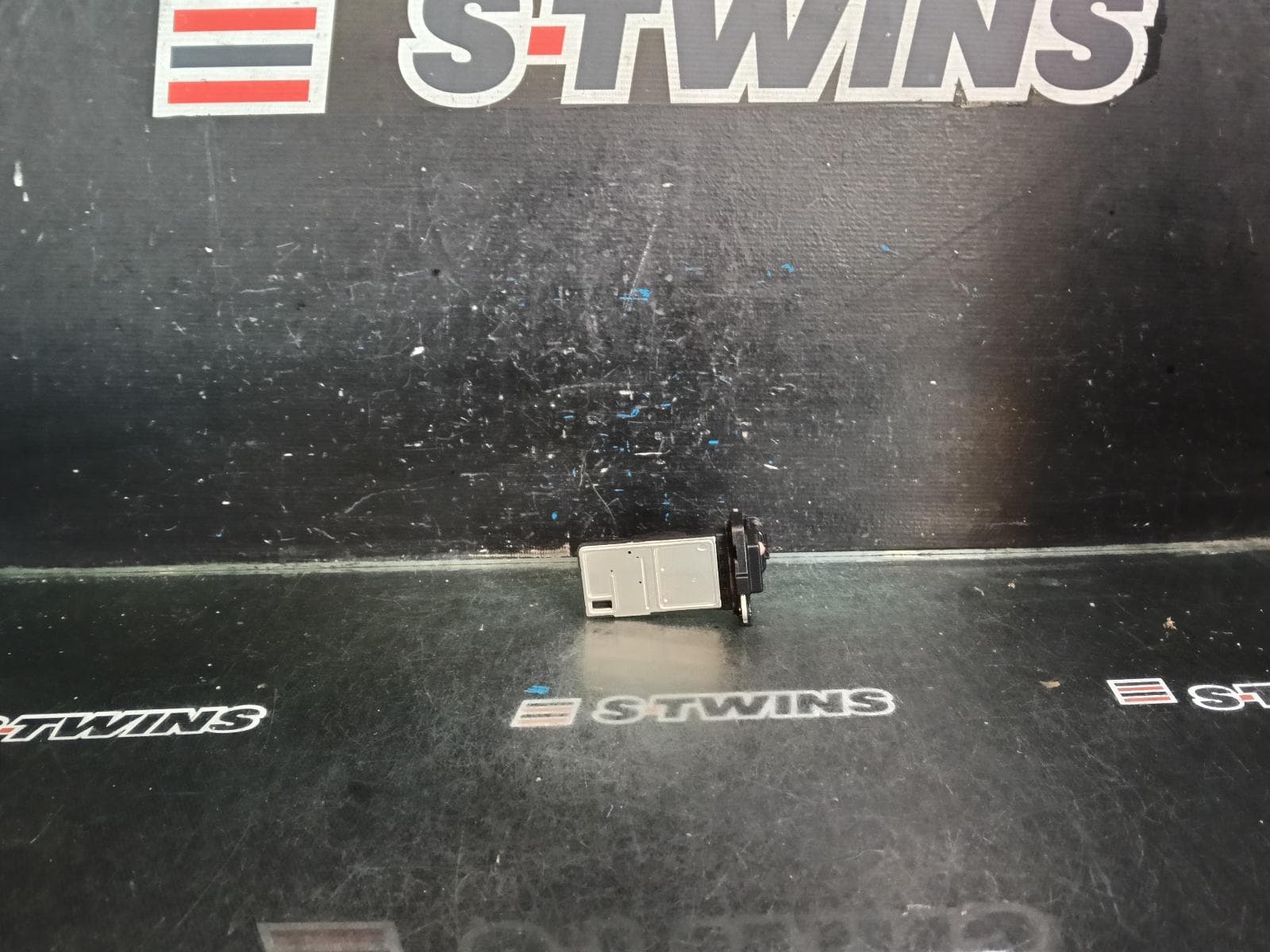 Used auto part listing image: 2017 TOYOTA C-HR AIR FLOW METER GEN 1, 12/16-09/23 0000420874