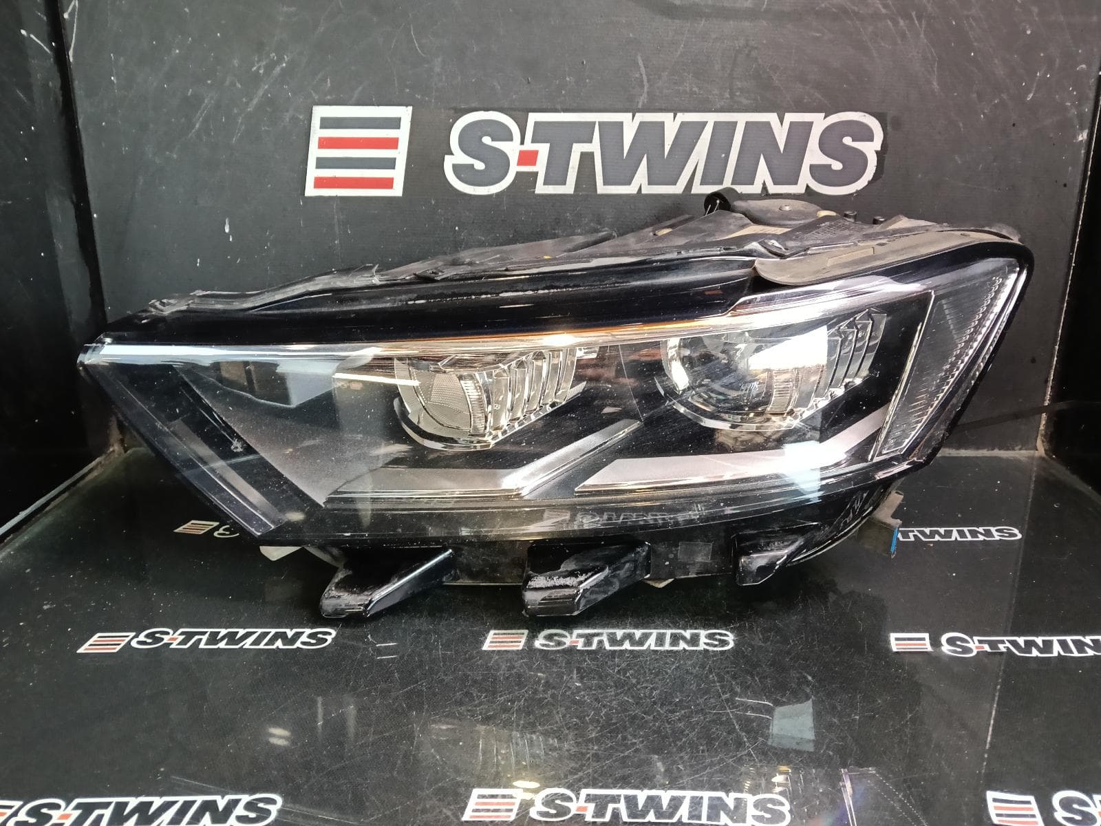 2021 VOLKSWAGEN T-ROC LEFT HEADLAMP LED TYPE, A1, 03/20-07/22 0000420890