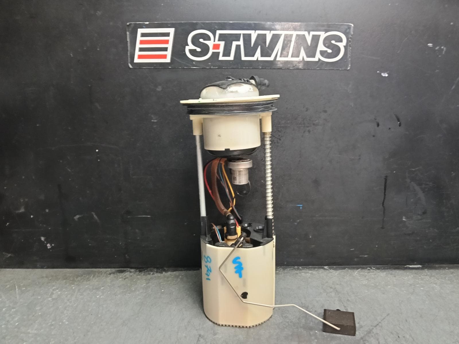 2018 PORSCHE MACAN FUEL PUMP PUMP & SENDER ASSY, PETROL, 2.0/3.0/3.6, 95B, 06/14- 0000421081