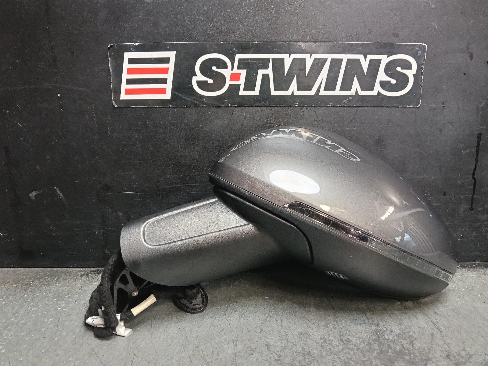 2018 PORSCHE MACAN LEFT DOOR MIRROR 95B, ELECTRIC FOLD, AUTODIM TYPE, 06/14-04/21 0000421085