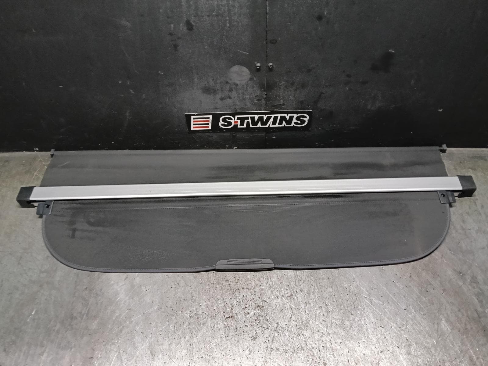 Used auto part listing image: 2025 SUBARU OUTBACK PARCEL SHELF CARGO BLIND 7TH GEN, CARGO BLIND, 12/20- 0000421216