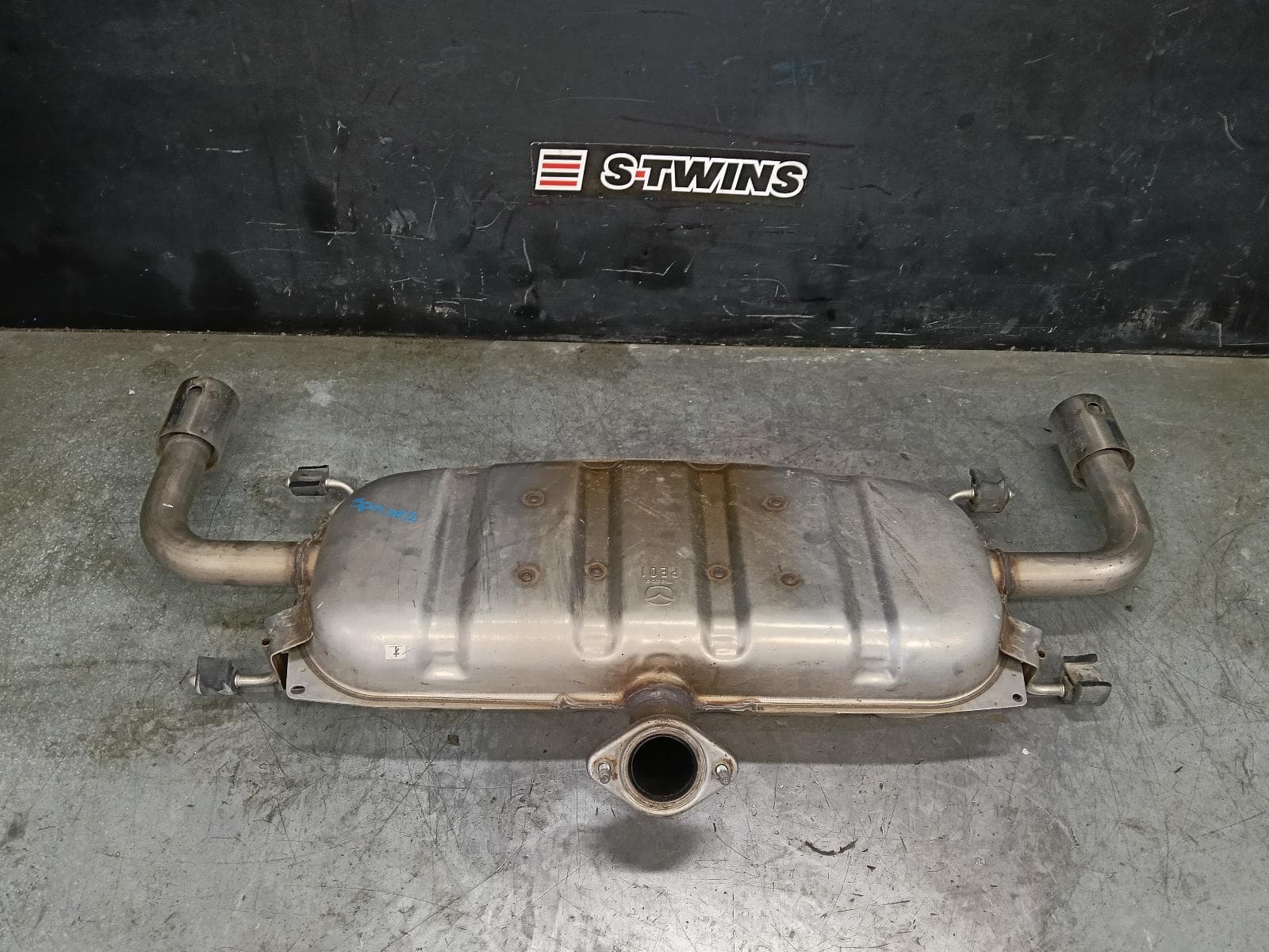Used auto part listing image: 2024 MAZDA CX5 MUFFLER KF, 2.0 PETROL, 2WD, 02/17-03/26 0000420817