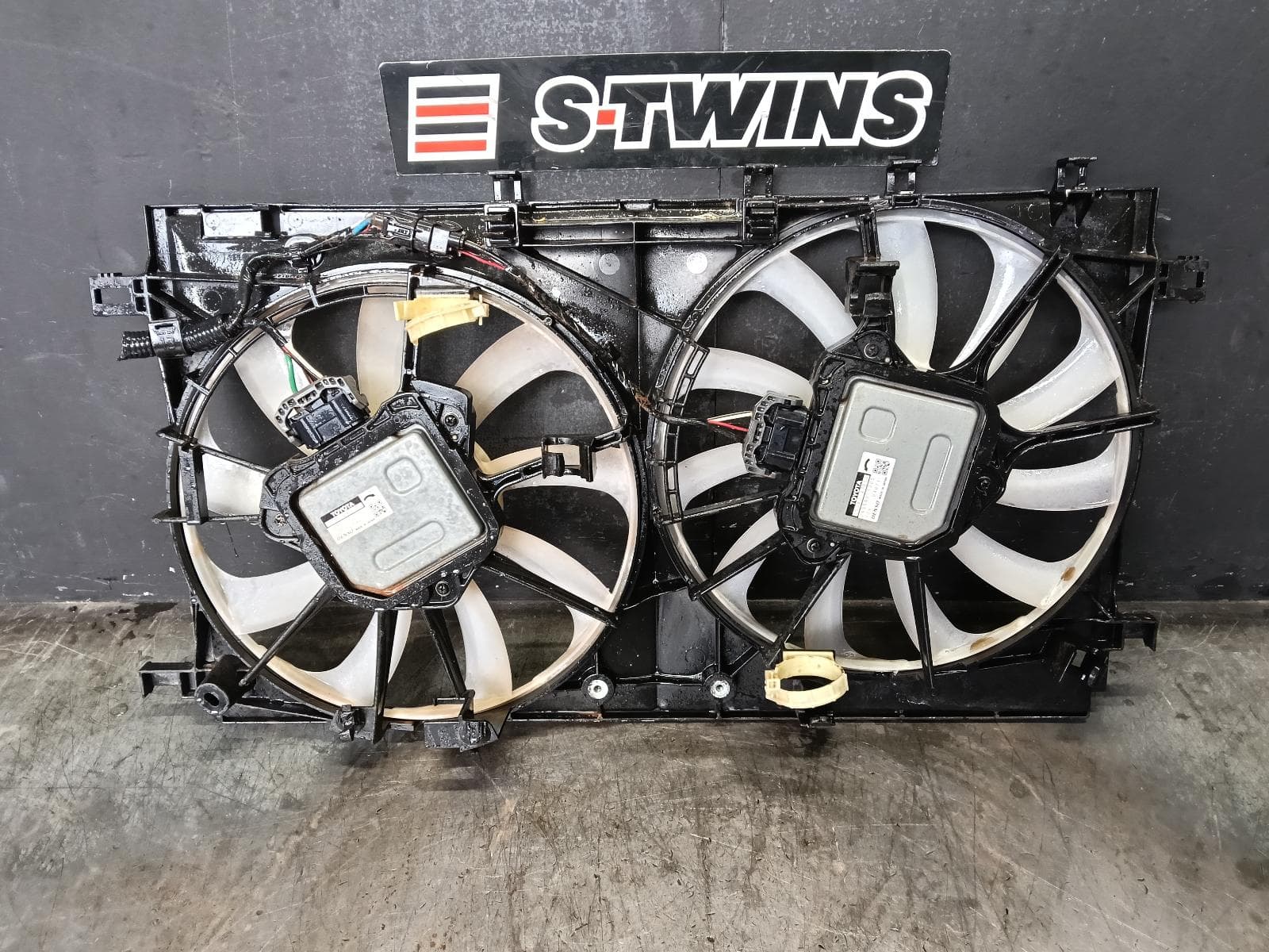 2017 TOYOTA C-HR FAN DUAL FAN ASSY, PETROL, 1.2, TURBO, 8NR-FTS, GEN 1, 12/16-09/23 0000420876