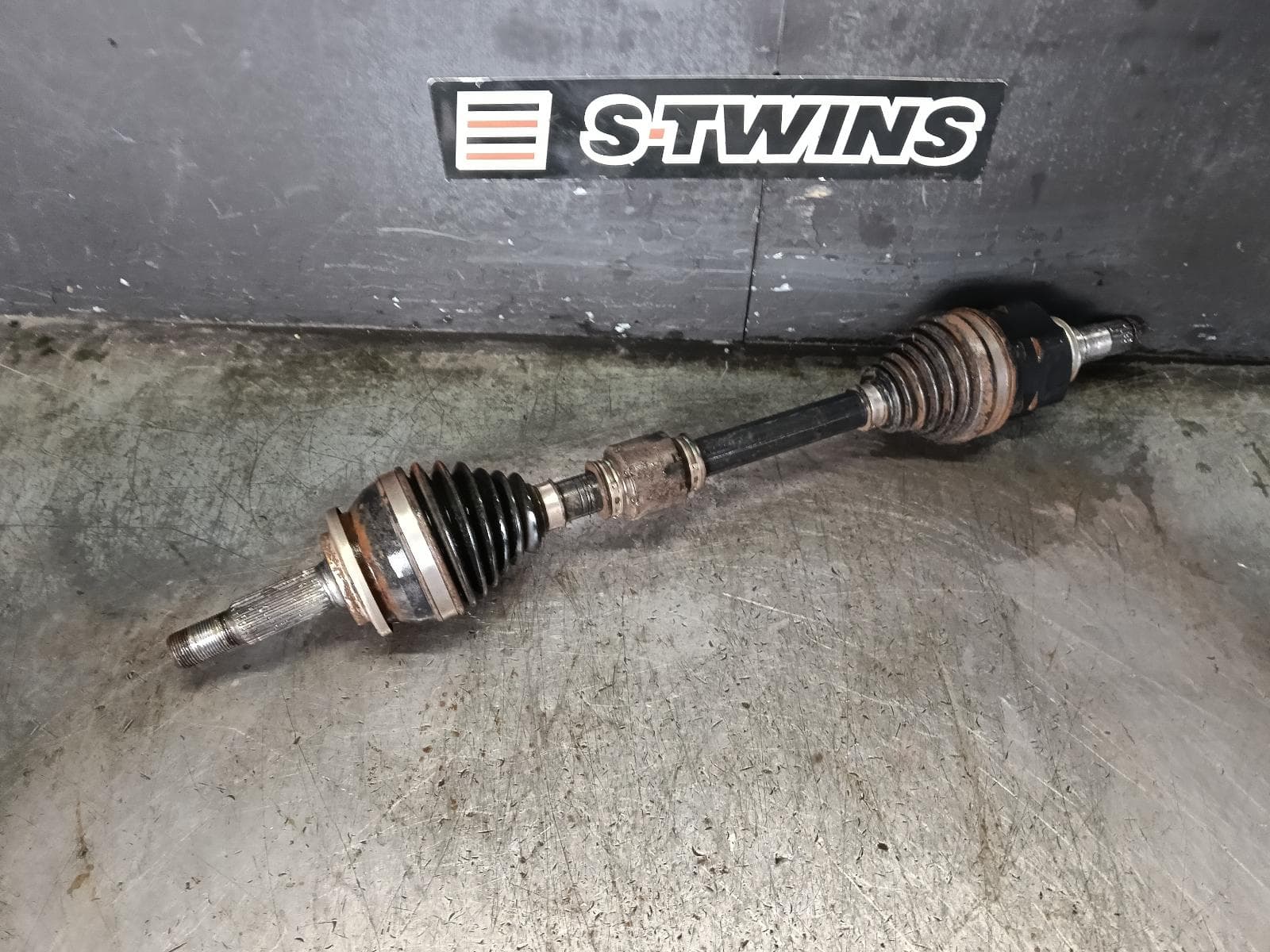 2017 TOYOTA C-HR LEFT DRIVESHAFT FRONT, AWD, PETROL, 1.2, TURBO, NGX50R, 12/16-09/23 0000420881