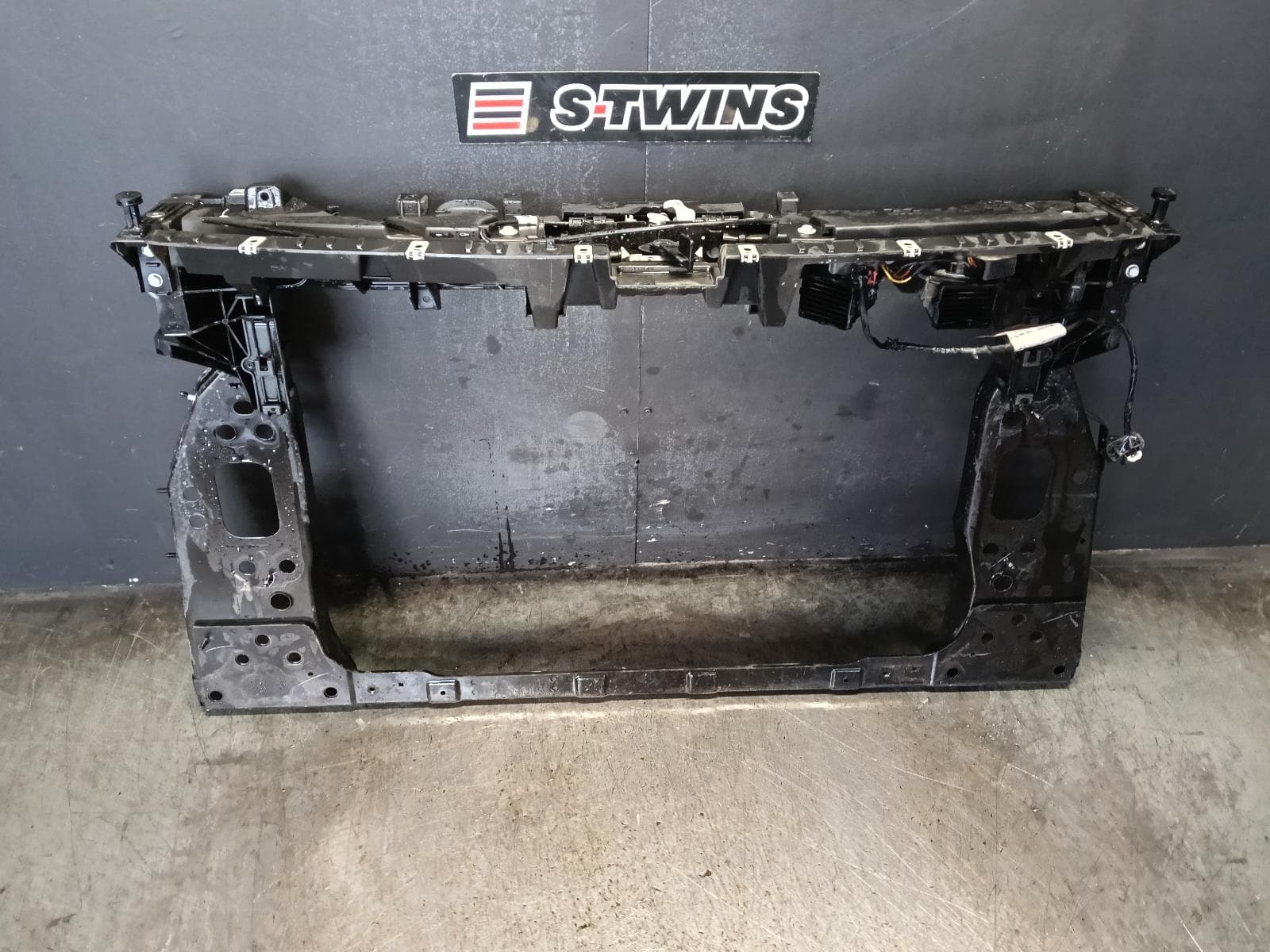 2022 JEEP COMPASS RADIATOR SUPPORT M6, 10/17- 0000421136