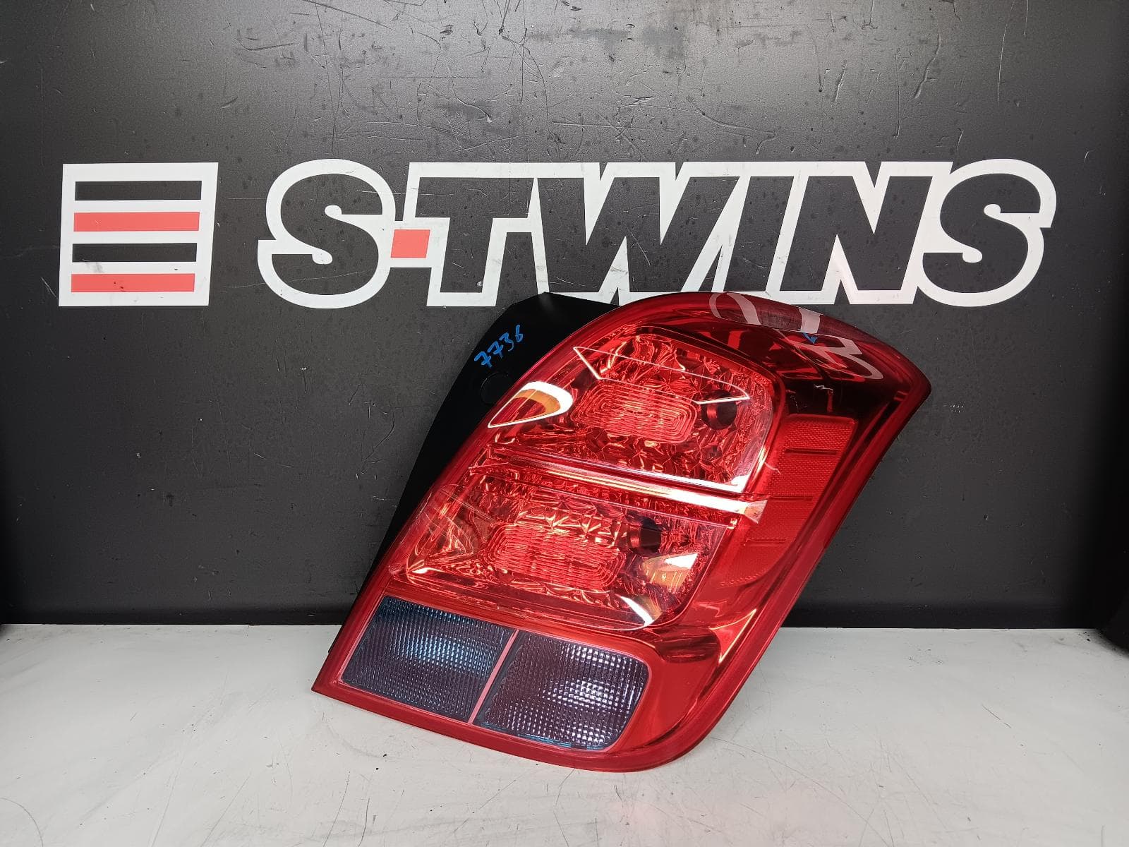 Used auto part listing image: 2018 HOLDEN TRAX RIGHT TAILLIGHT TJ, IN BODY, NON LED TYPE, 08/13-12/20 0000296621