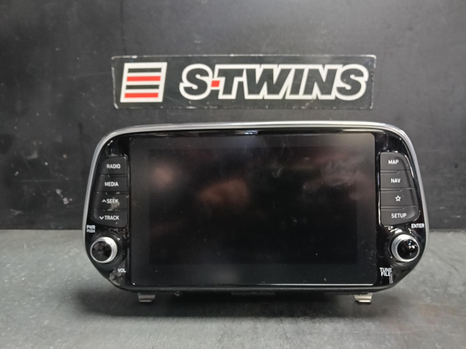2019 HYUNDAI SANTA FE HEAD UNIT, W/ DISPLAY UNIT, 8IN TOUCH SCREEN, W/ SAT NAV TYPE, TM, 03/18-10/23 0000421295