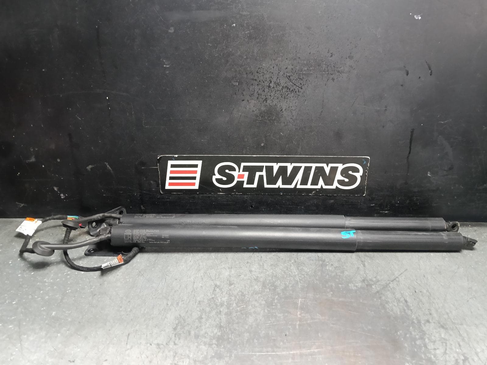 2019 HYUNDAI SANTA FE HATCH STRUT TAILGATE STRUT (PAIR), W/ POWER TAILGATE TYPE, TM, 03/18-10/23 0000421302