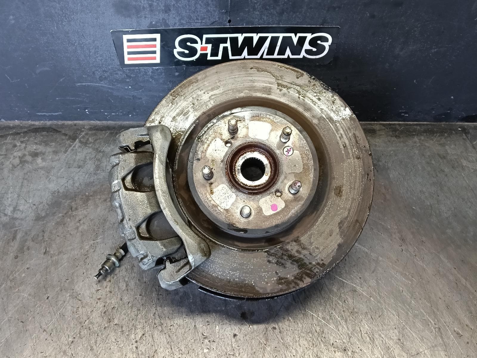 2021 HONDA CRV LEFT FRONT HUB ASSEMBLY RW, 05/17-08/23 0000421433