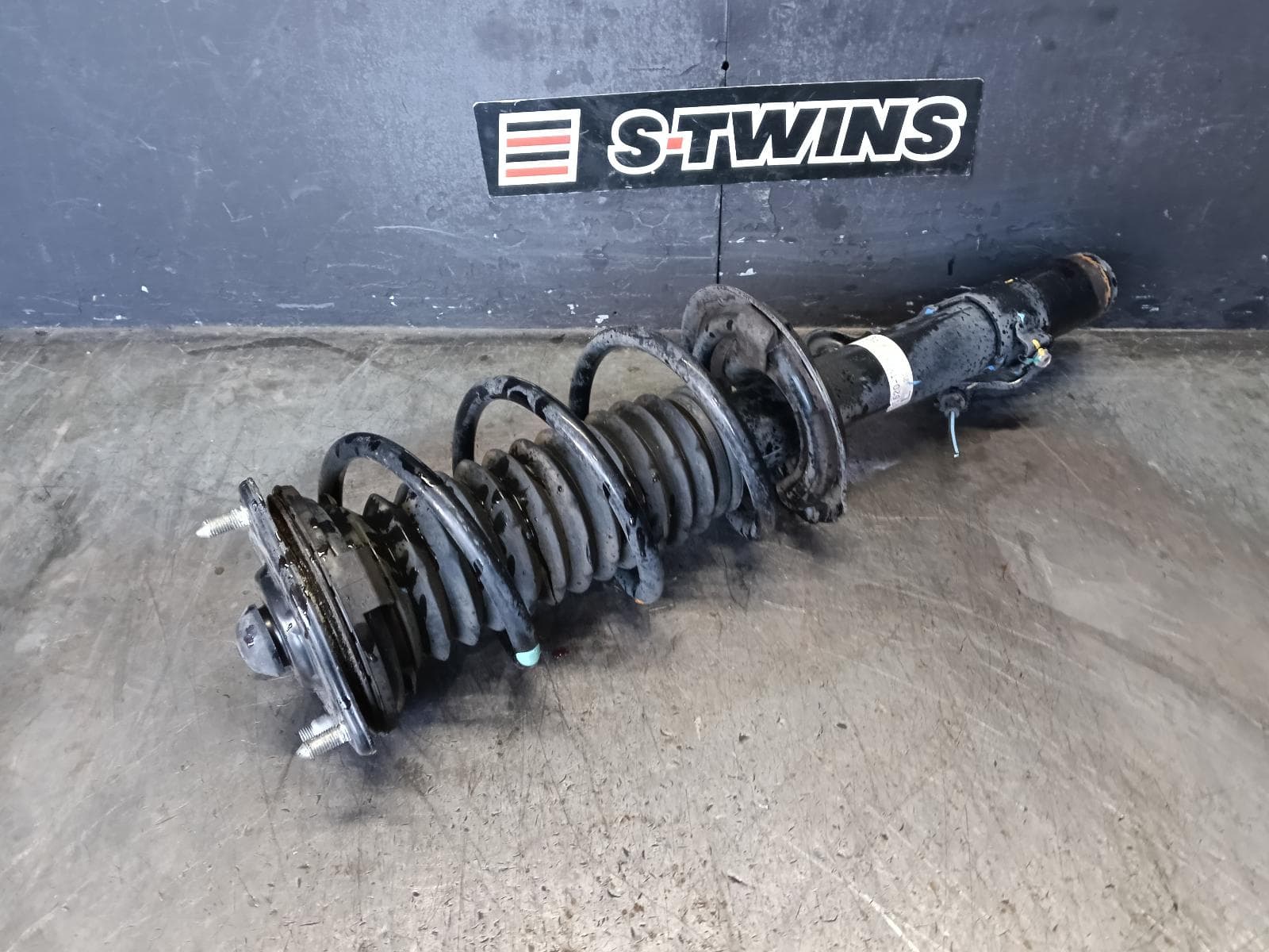 2021 HONDA CRV LEFT FRONT STRUT RW, PETROL, 1.5, TURBO, FWD, 05/17-08/23 0000421434