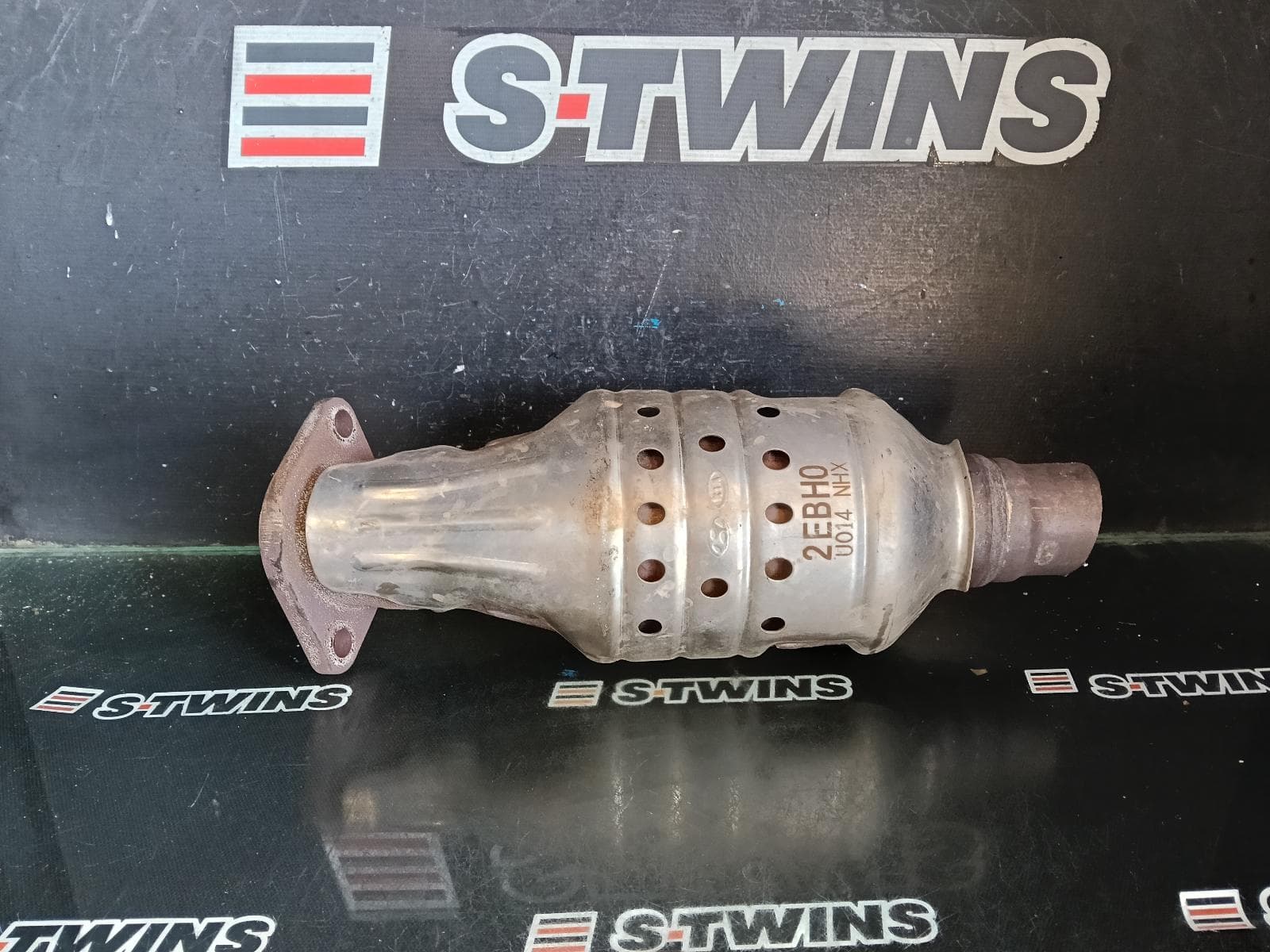 Used auto part listing image: 2018 HYUNDAI TUCSON CATALYTIC CONVERTER UNDER CAR-CAT TYPE, 2.0, G4NC, PETROL, TL, 06/15-01/21 0000421332