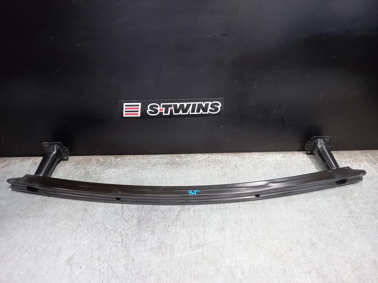 Used auto part listing image: 2022 TOYOTA COROLLA F BAR REINFORC BRACK E210, LOWER REINFORCEMENT, HATCH, 07/18- 0000299842