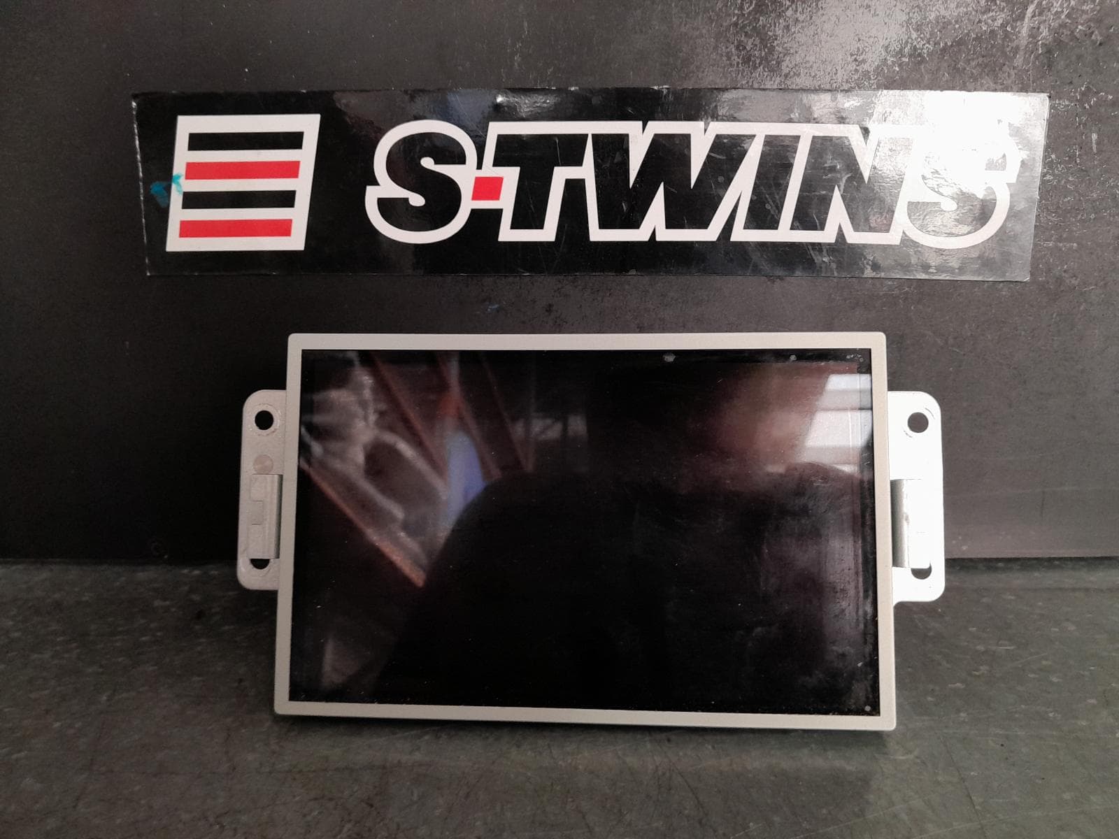Used auto part listing image: 2021 FORD RANGER DISPLAY UNIT ONLY, 8IN, TOUCHSCREEN, W/ SAT NAV TYPE, PX SERIES 3, 06/18-04/22 0000321220