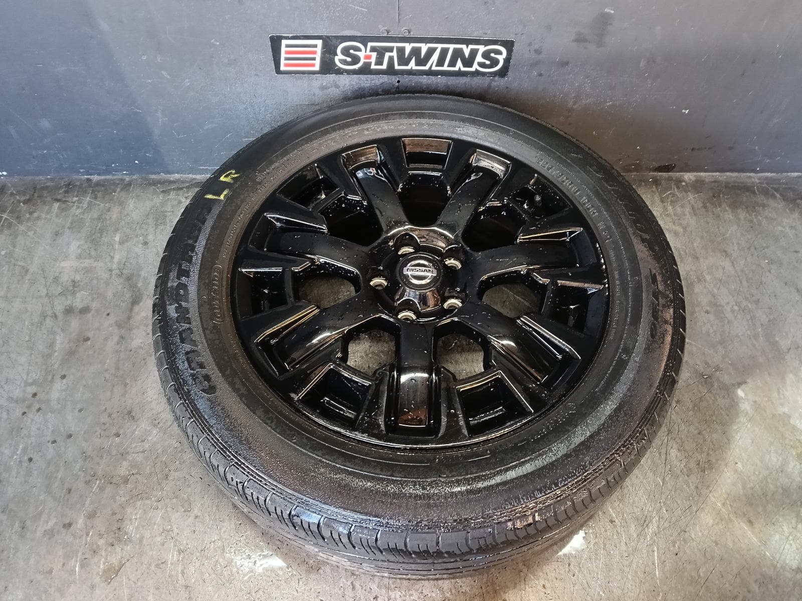 Used auto part listing image: 2018 NISSAN XTRAIL WHEEL MAG FACTORY, 7 SINGLE SPOKE, 18X7IN, T32, 02/17-07/22 0000421557