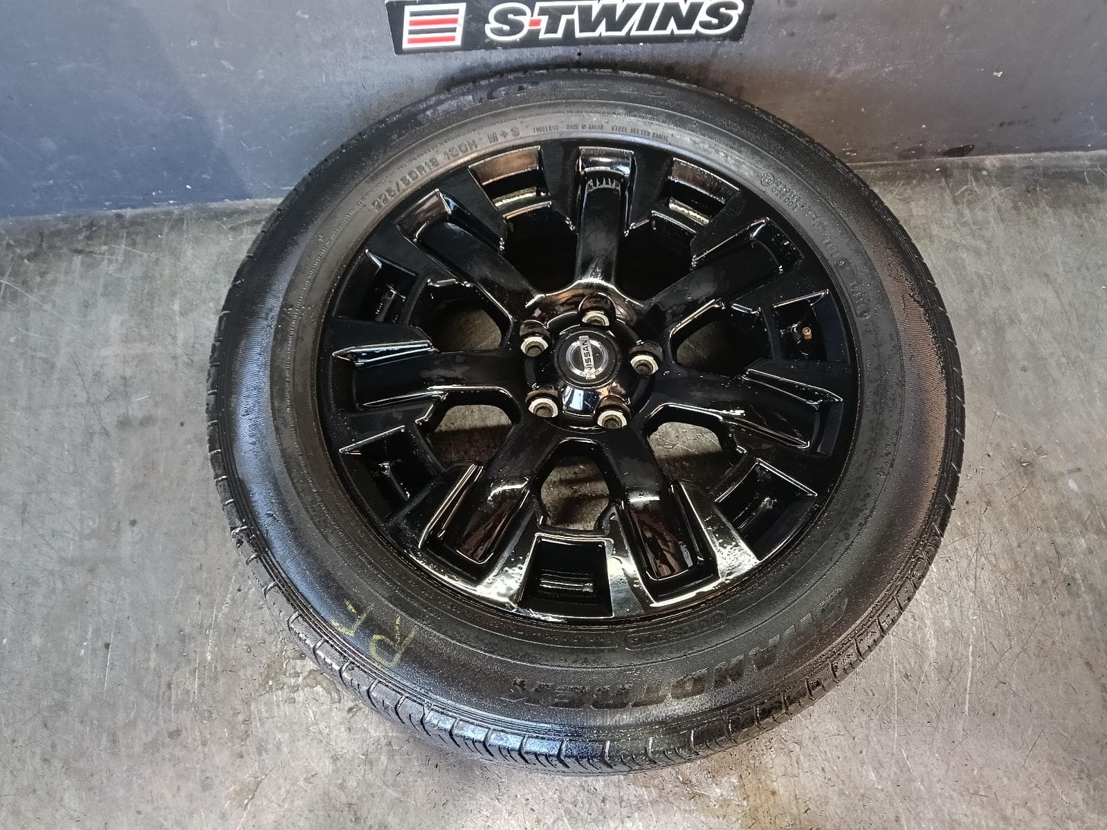 Used auto part listing image: 2018 NISSAN XTRAIL WHEEL MAG FACTORY, 7 SINGLE SPOKE, 18X7IN, T32, 02/17-07/22 0000421558