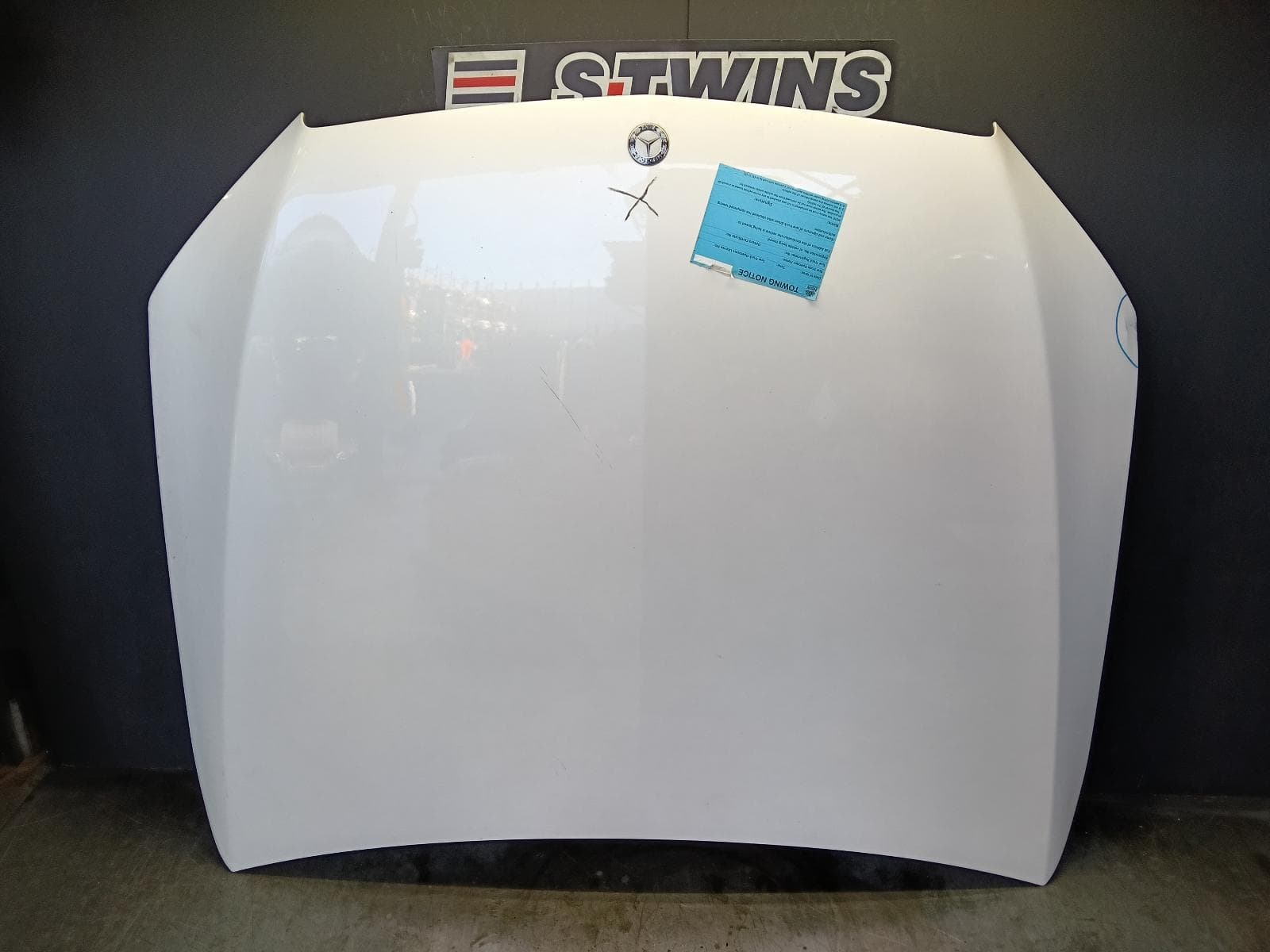 Used auto part listing image: 2016 MERCEDES C CLASS BONNET W205/S205, SEDAN/WAGON, 06/14-09/21 0000421720