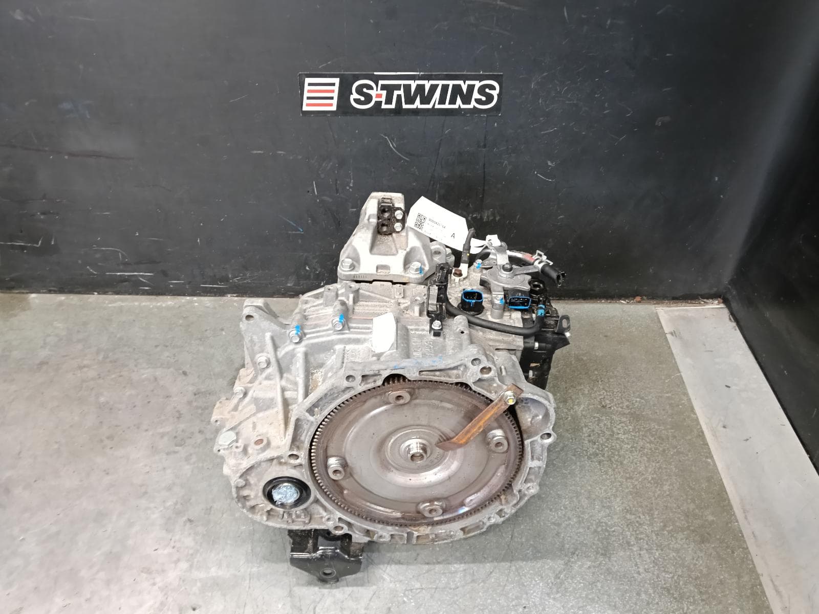 Used auto part listing image: 2017 HYUNDAI KONA TRANS GEARBOX AUTO, FWD, PETROL, 2.0, G4NH, 6 SPEED, OS, 09/17-10/20 0000420764