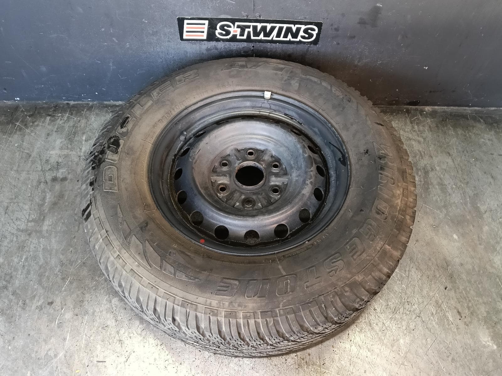 Used auto part listing image: 2017 MITSUBISHI TRITON WHEEL STANDARD STEEL MQ-MR, FULL SIZE SPARE, 16X7IN, 03/15-10/23 0000421533