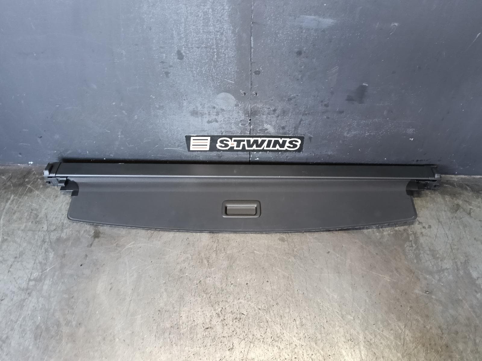 Used auto part listing image: 2019 VOLVO XC90 PARCEL SHELF CARGO BLIND Mk2, 04/15- 0000421787