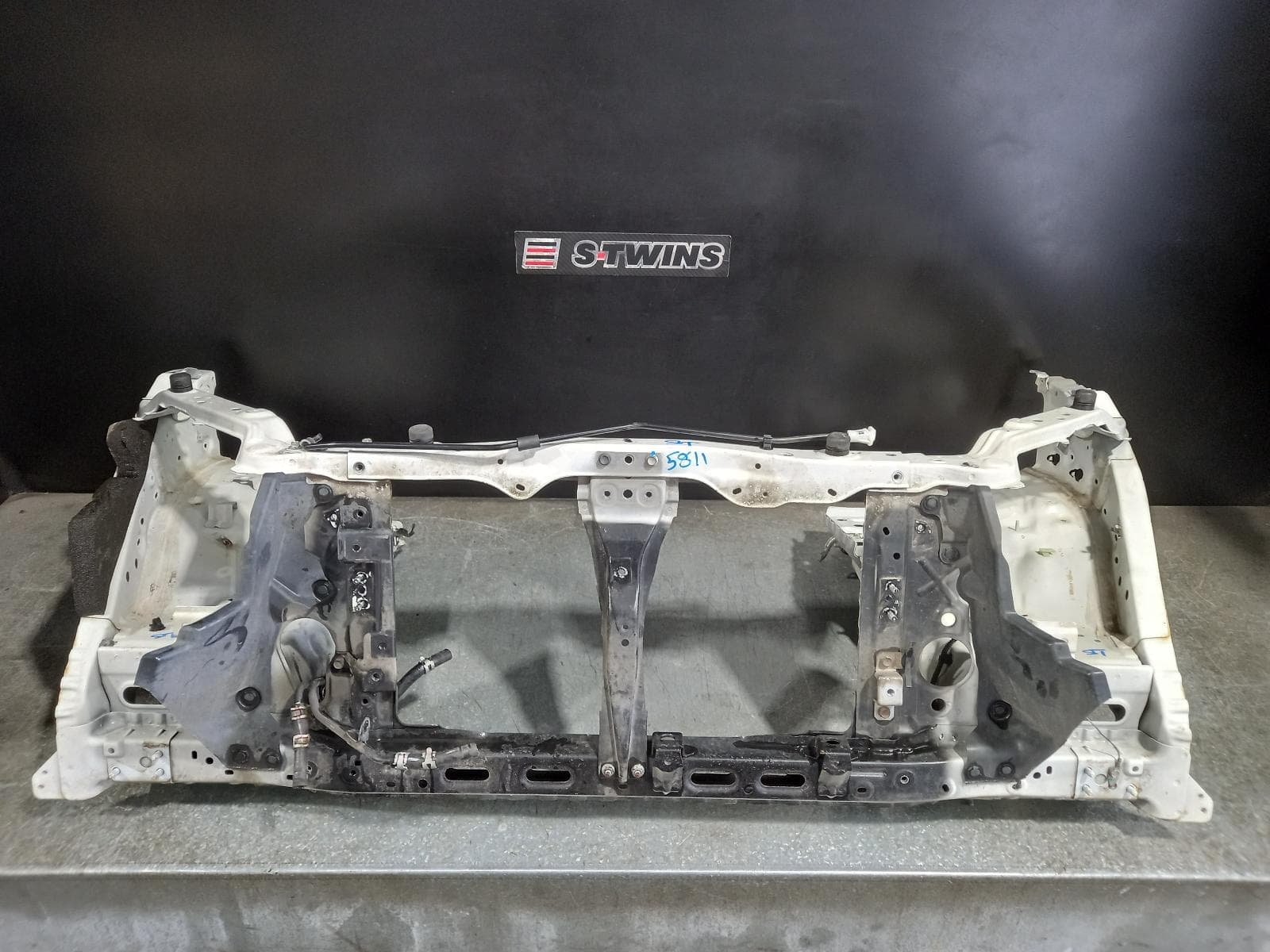 Used auto part listing image: 2020 MITSUBISHI TRITON RADIATOR SUPPORT MR, 11/18- 0000235783