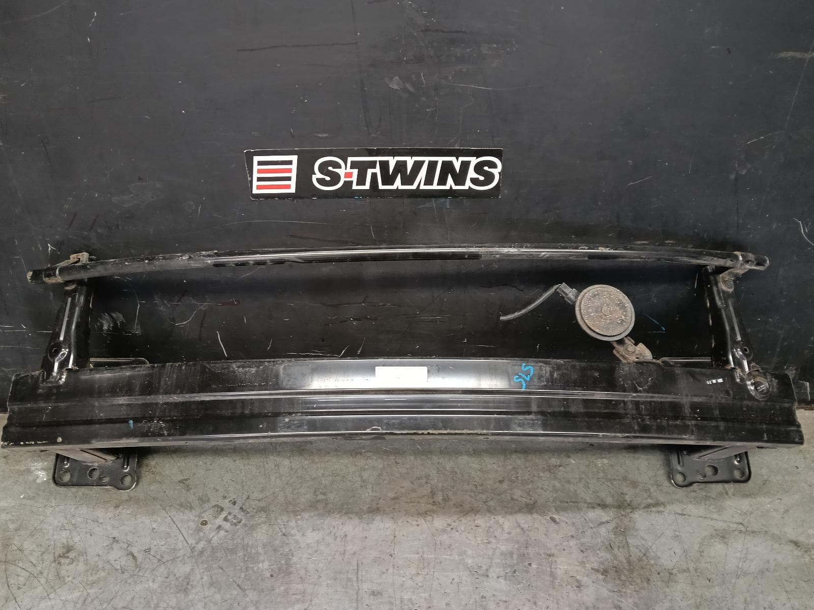 Used auto part listing image: 2014 KIA CERATO F BAR REINFORC BRACK MAIN REINFORCEMENT, YD, SEDAN/HATCH, 04/13-02/16 0000421994