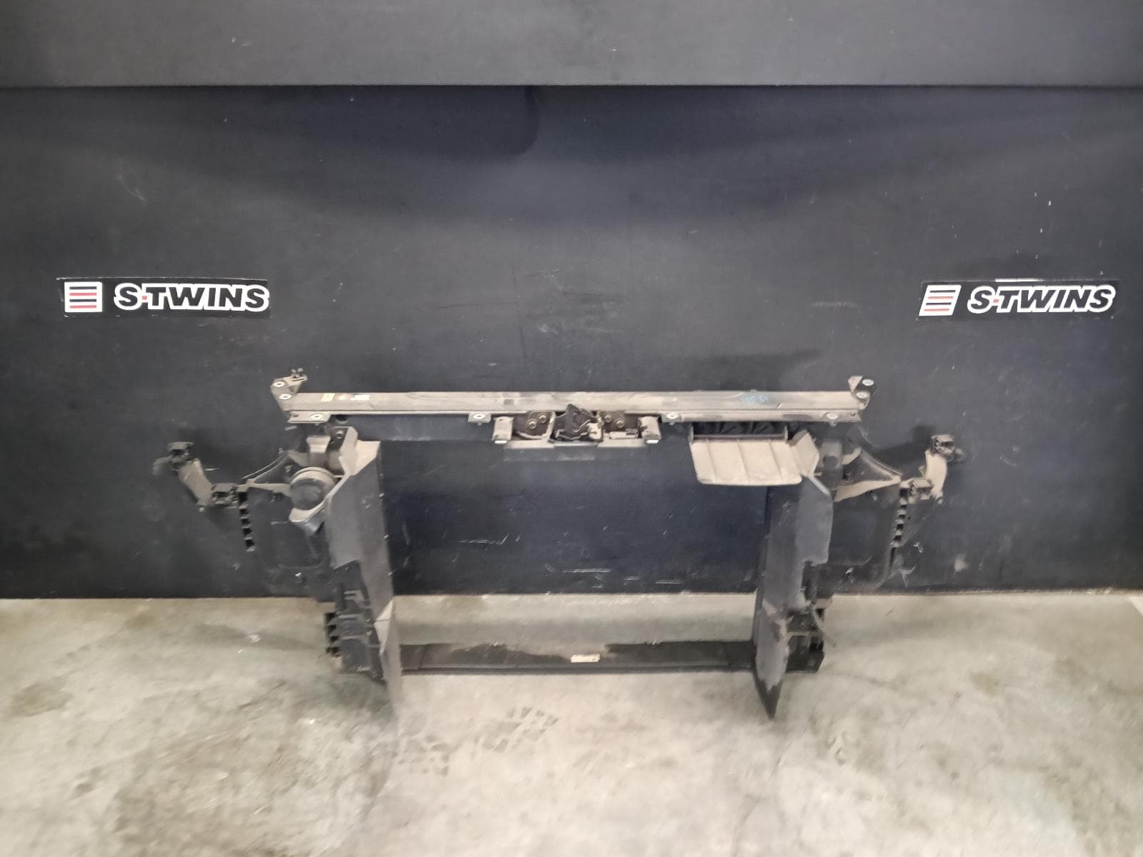 Used auto part listing image: 2021 KIA CERATO RADIATOR SUPPORT BD, SEDAN/HATCH, 04/18-09/24 0000421606
