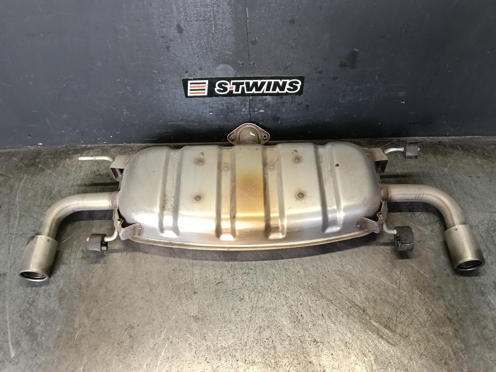 Used auto part listing image: 2020 MAZDA CX5 MUFFLER KF, 2.5 PETROL, 4WD, 02/17-03/26 0000422018