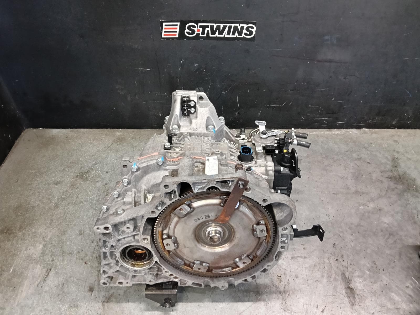 Used auto part listing image: 2019 HYUNDAI SANTA FE TRANS GEARBOX AUTO, DIESEL, 2.2, D4HB, TURBO, TM, 03/18-12/20 0000421280
