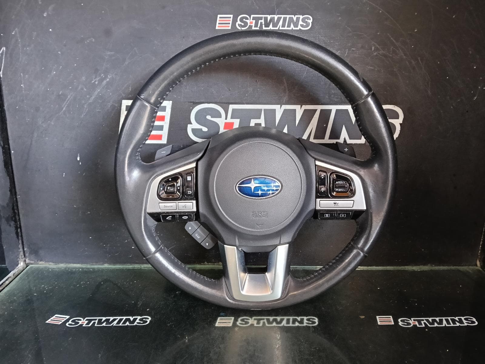 Used auto part listing image: 2017 SUBARU OUTBACK STEERING WHEEL 6TH GEN, LEATHER, NON PADDLE SHIFT TYPE, 08/14-12/17 0000421945