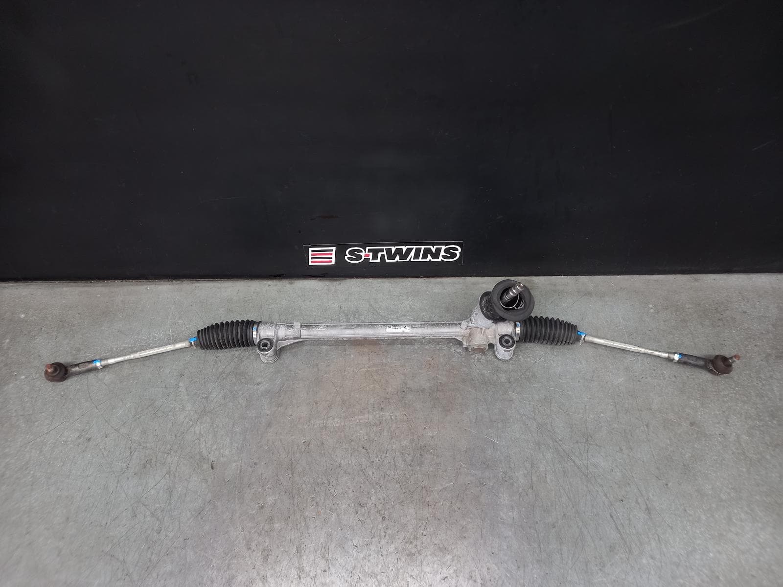 Used auto part listing image: 2023 SUZUKI SWIFT STEERING BOX RACK AZ, 04/17-03/25 0000373582