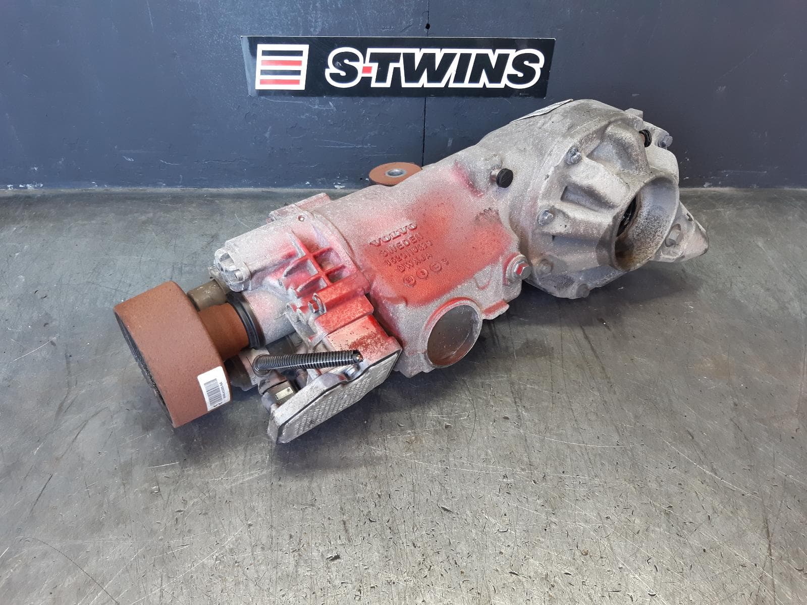 Used auto part listing image: 2012 VOLVO XC90 DIFFERENTIAL CENTRE REAR, 2.4, DIESEL, 3.75 RATIO, 08/06-12/14 0000359195