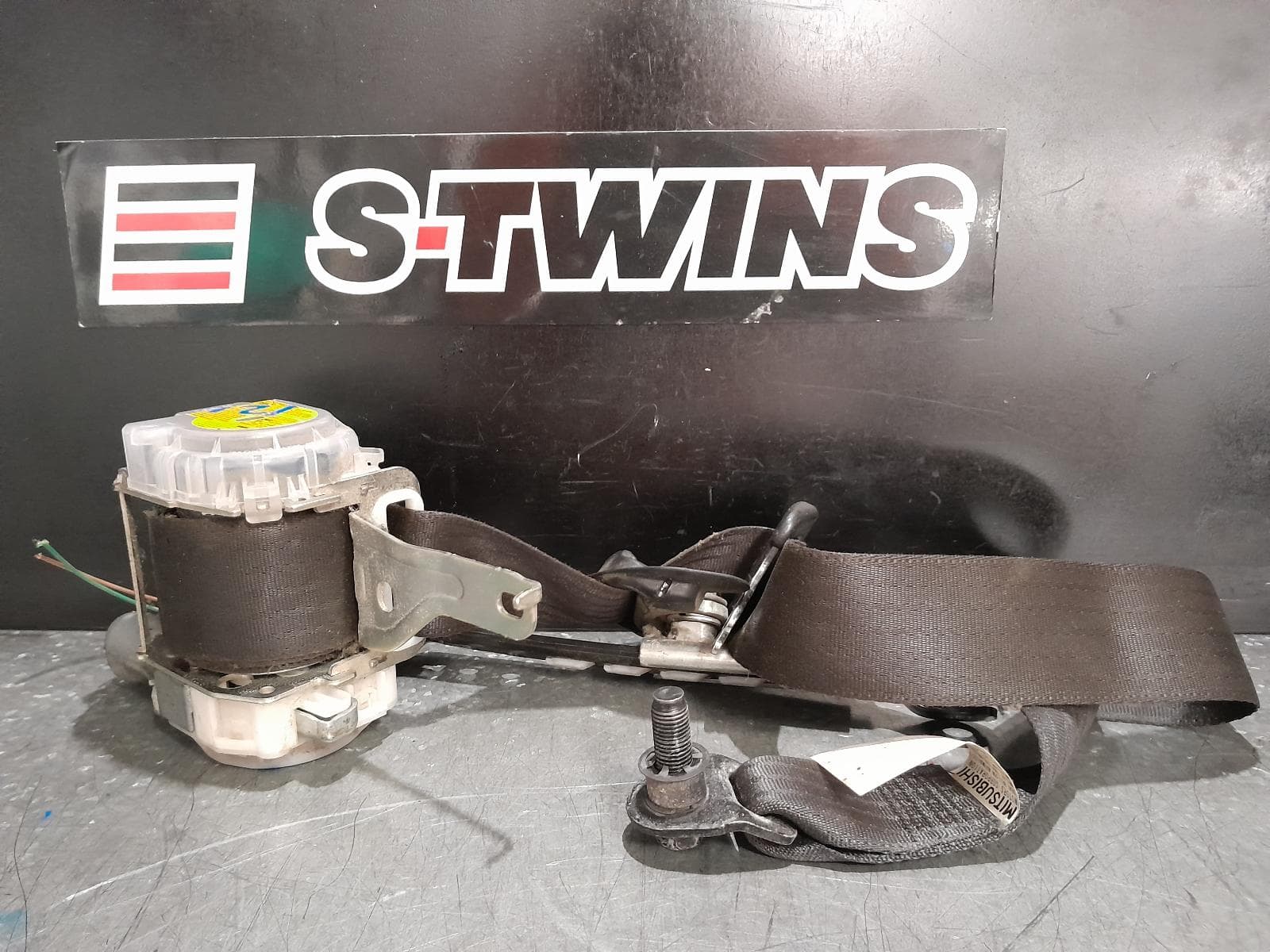 Used auto part listing image: 2017 MITSUBISHI LANCER SEAT BELT STALK RH FRONT, SEAT BELT ONLY (NO STALK), CF, SEDAN/HATCH, 11/15-12/17 0000365562